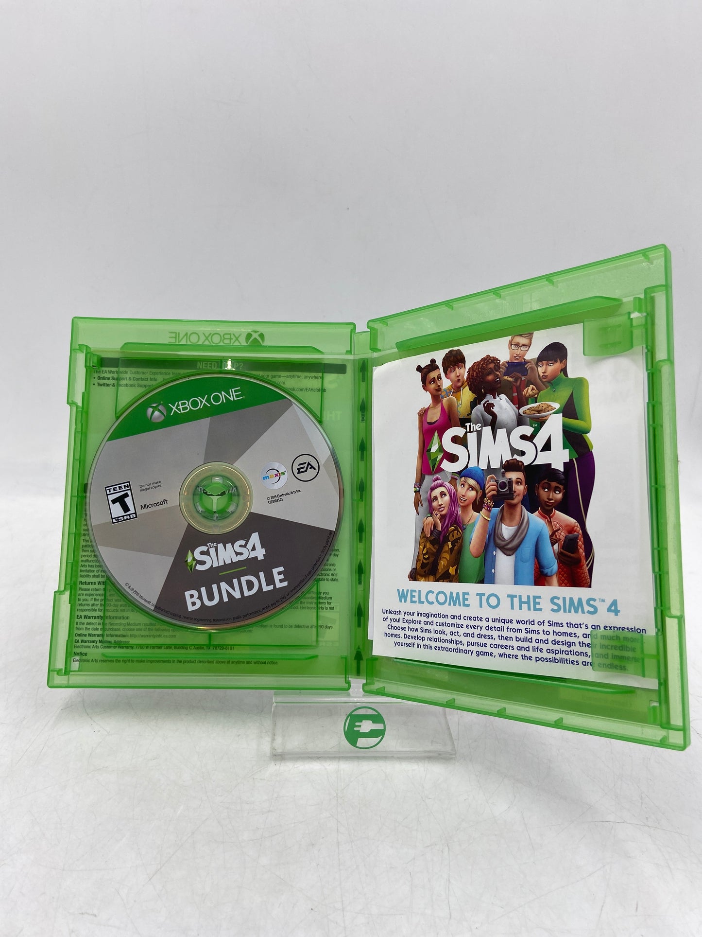 Sims 4 Bundle: Island Living (Microsoft Xbox One, 2019)