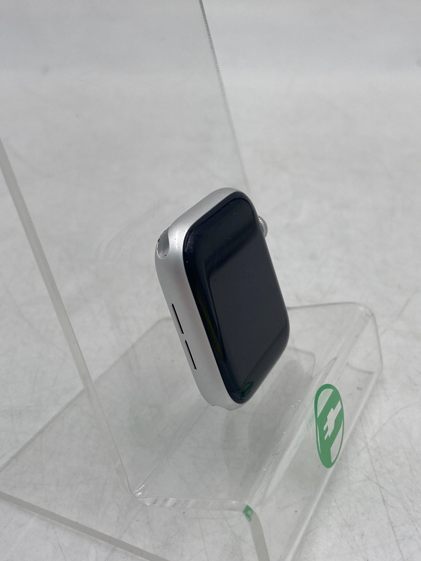 Unlocked Apple Watch SE 2nd Gen 44MM Silver Aluminum A2727 Smart Watch