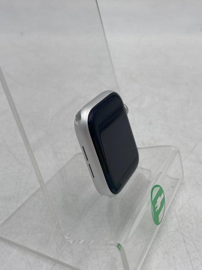 Unlocked Apple Watch SE 2nd Gen 44MM Silver Aluminum A2727 Smart Watch