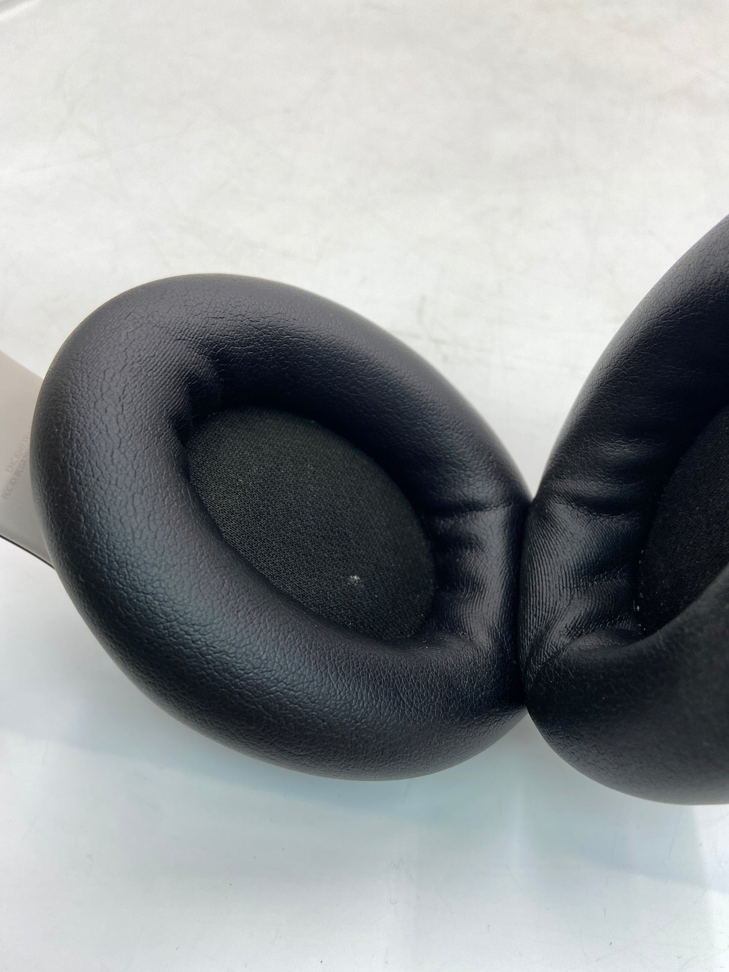 Beats Studio Pro Wireless Over-Ear Bluetooth Headphones Black A2924