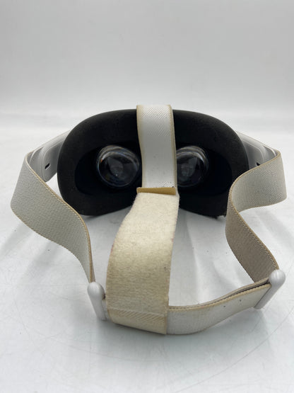 Oculus Meta Quest 2 Standalone All-in-One VR Headset KW49CM