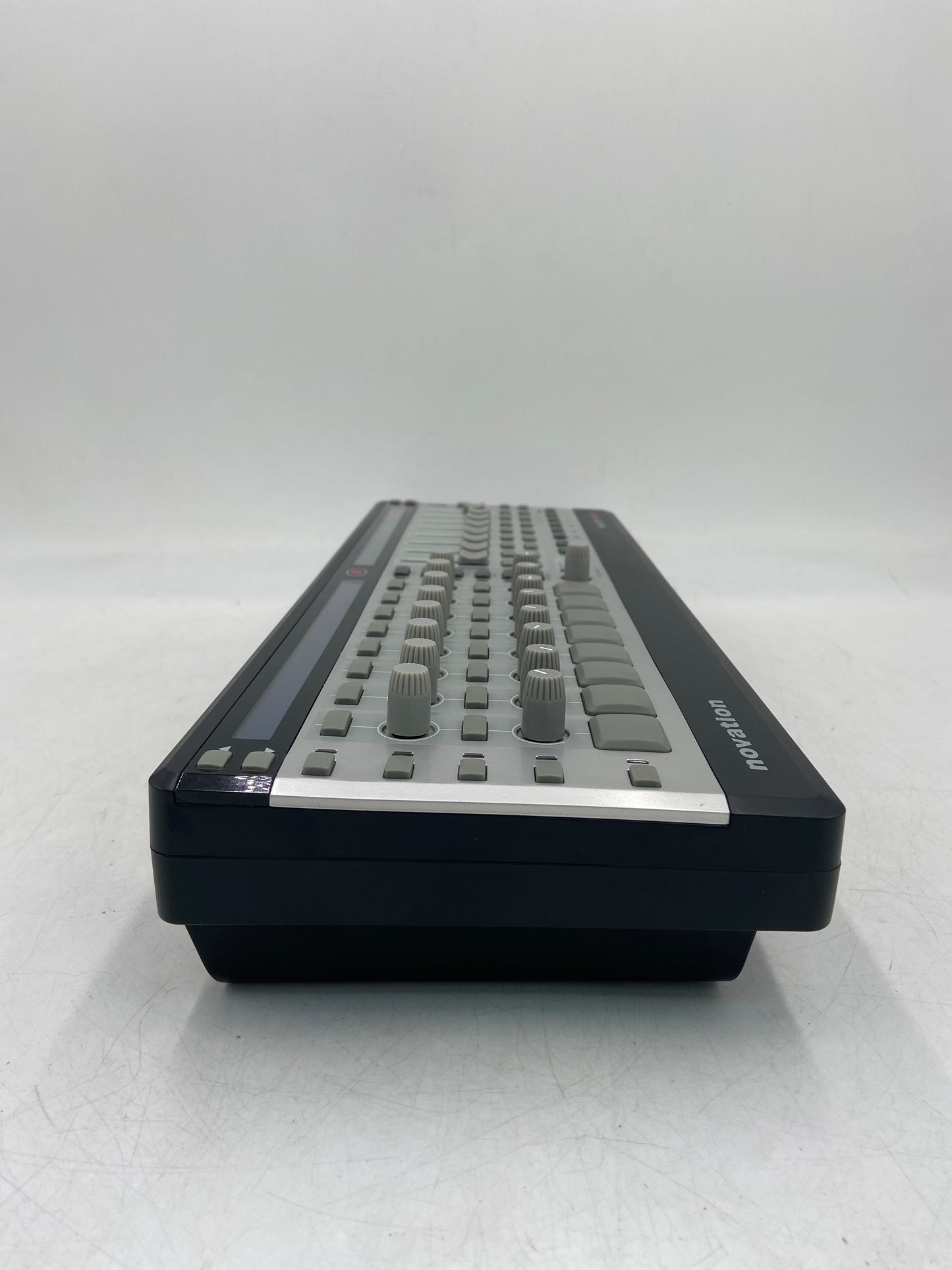 Novation ReMOTE ZeRO SL MIDI Controller