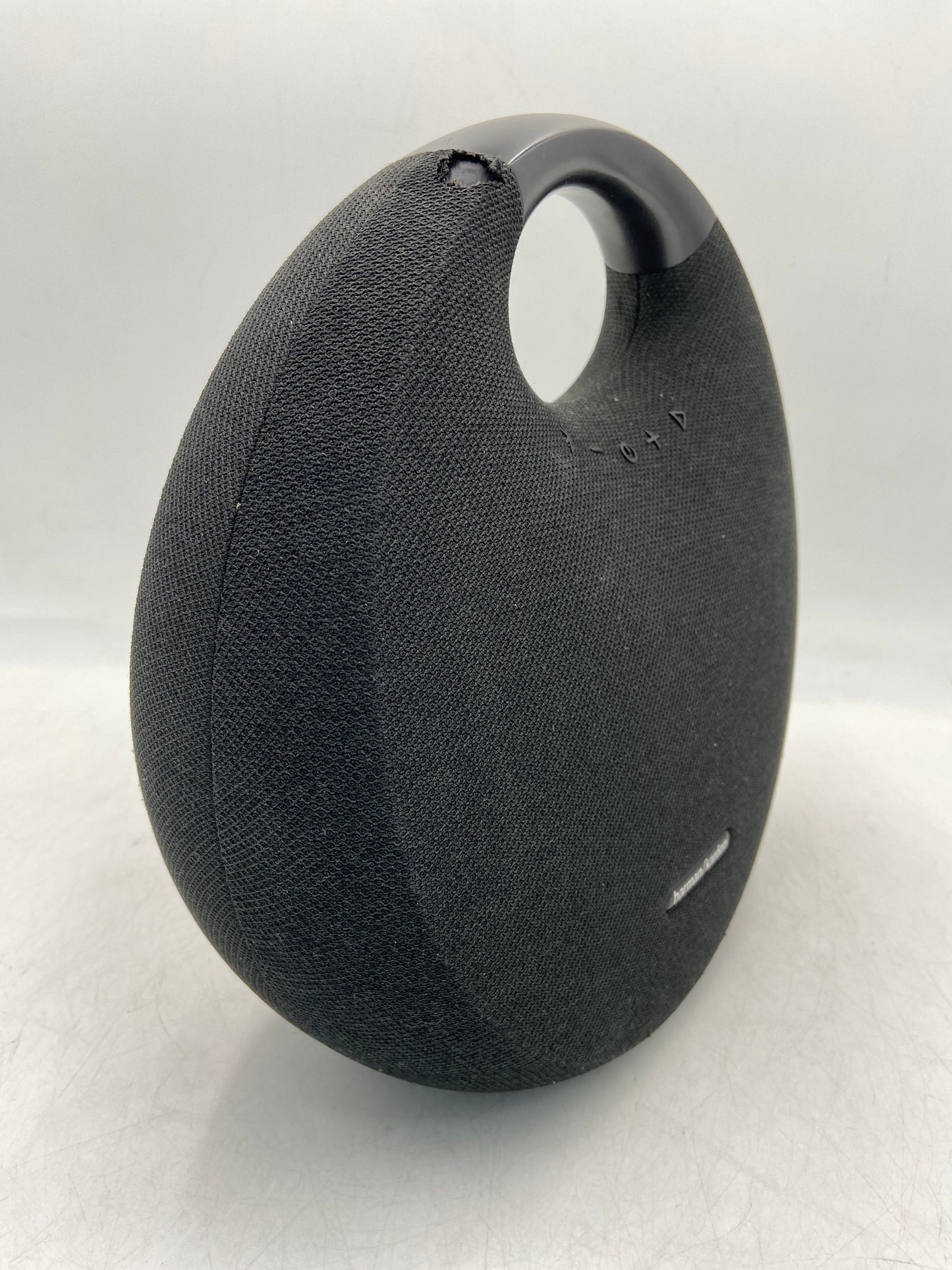 Harmon Kardon Onyx Studio 6 Portable Bluetooth Speaker Black ONYXSTUDIO6