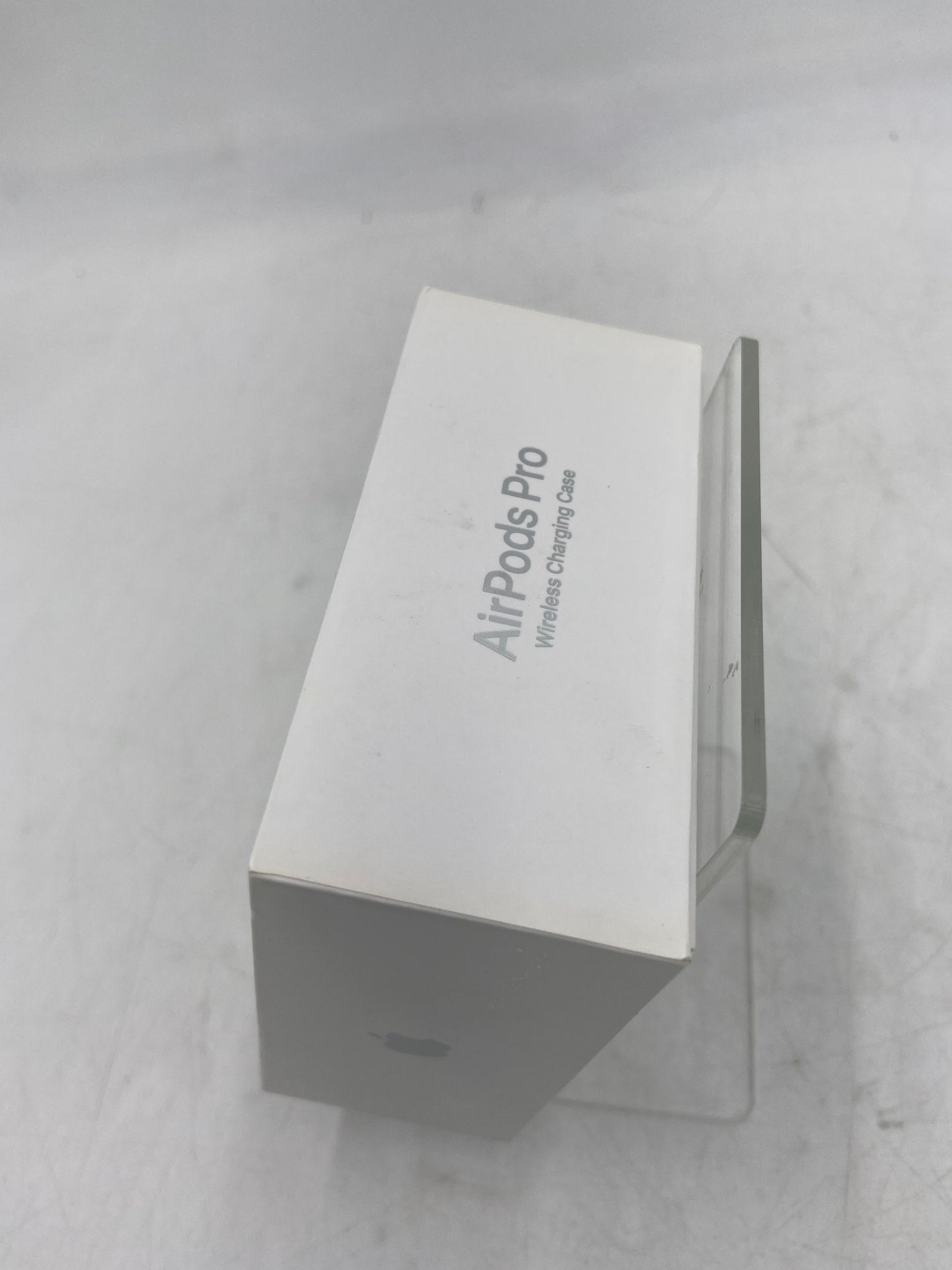 Apple AirPods Pro 1st Gen Wireless In-Ear Headphones with MagSafe Charging Case A2083 A2084 A2190 MWP22AM/A