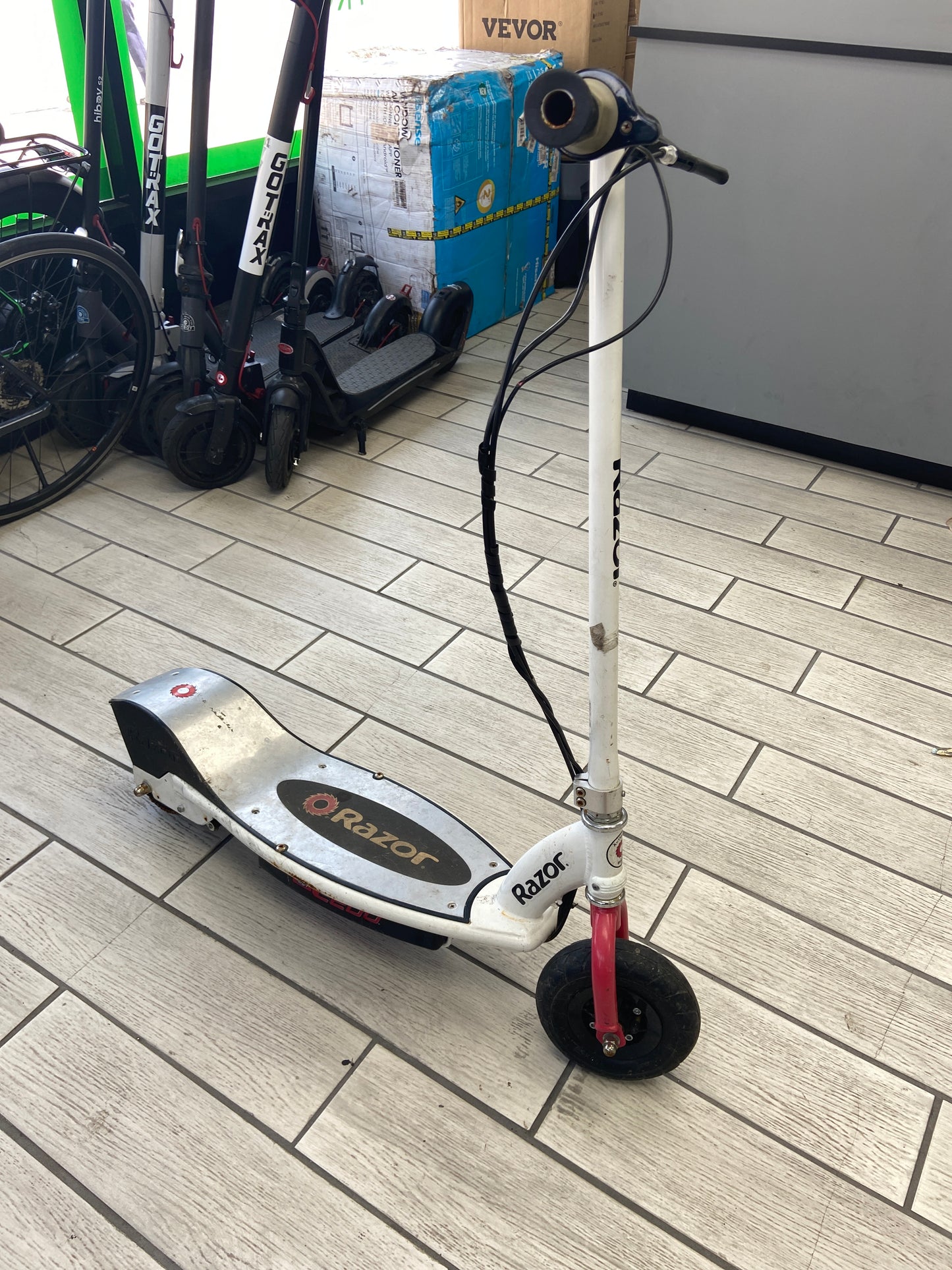 Razor e200 E-Scooter