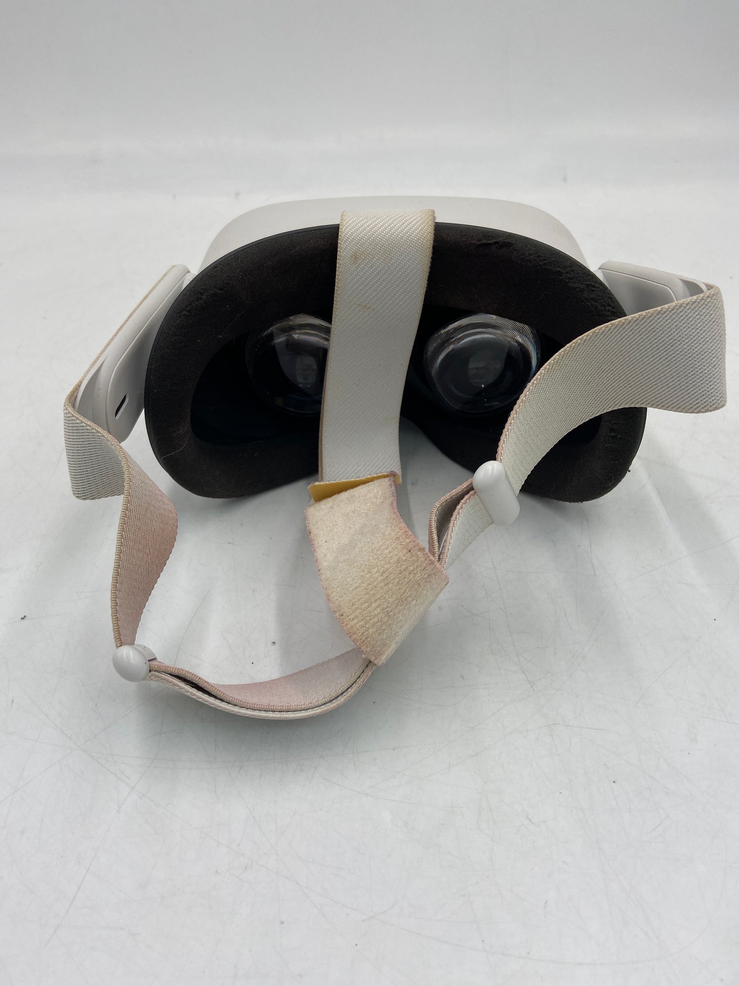 Oculus Meta Quest 2 256GB Standalone All-in-One VR Headset KW49CM