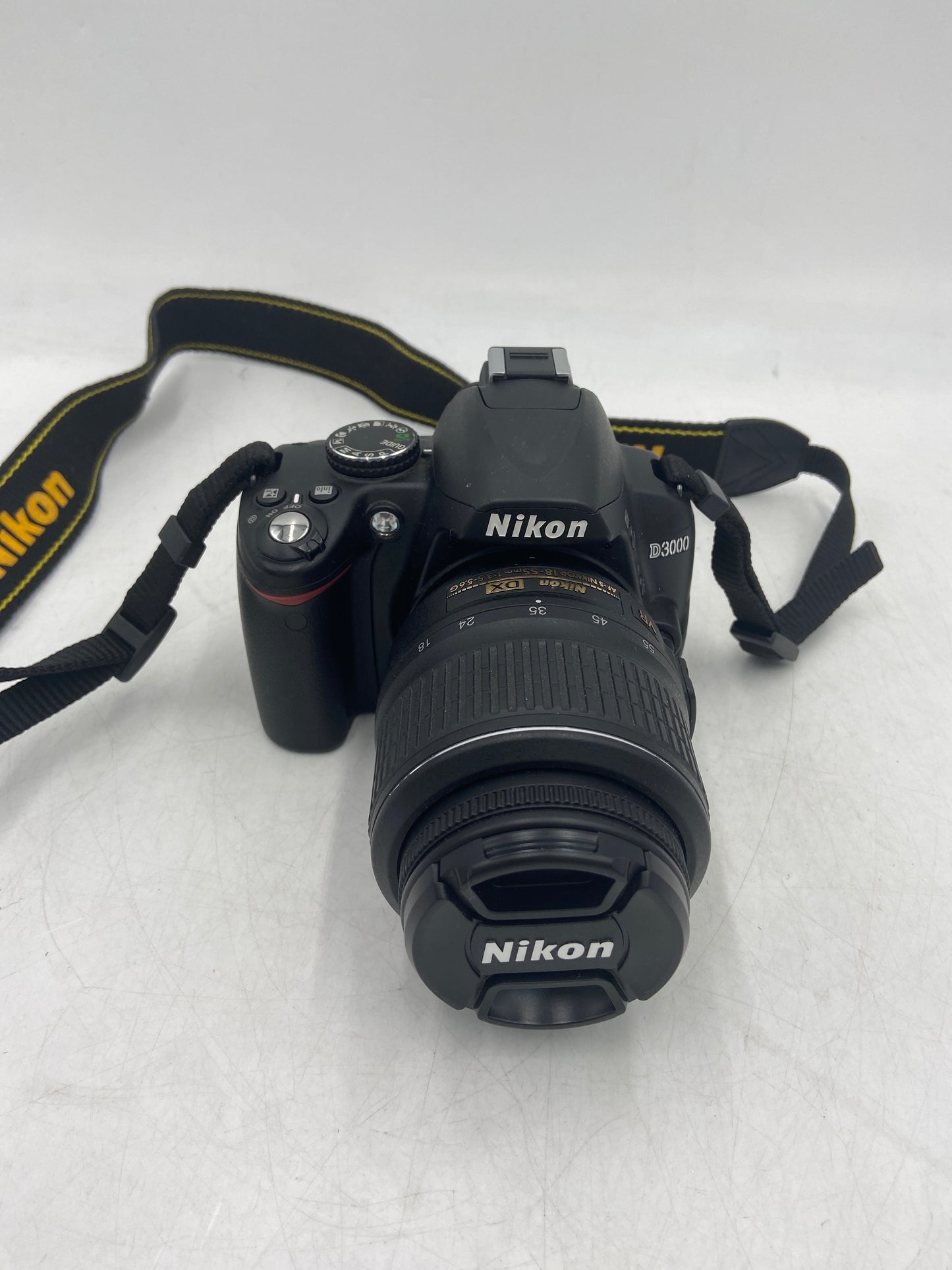Nikon D3000 10.2MP Digital SLR DSLR Camera