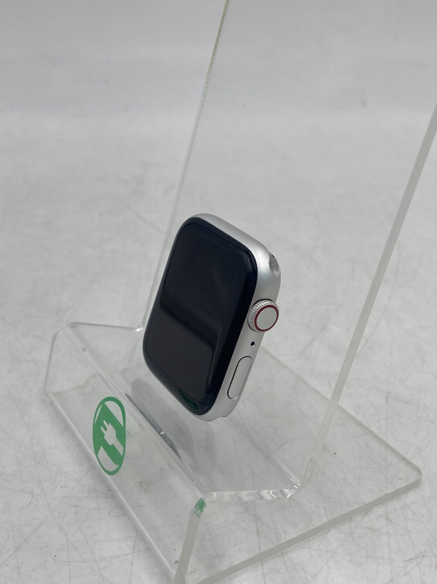 Unlocked Apple Watch SE 2nd Gen 44MM Silver Aluminum A2727 Smart Watch