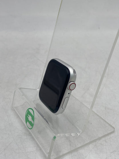 Unlocked Apple Watch SE 2nd Gen 44MM Silver Aluminum A2727 Smart Watch