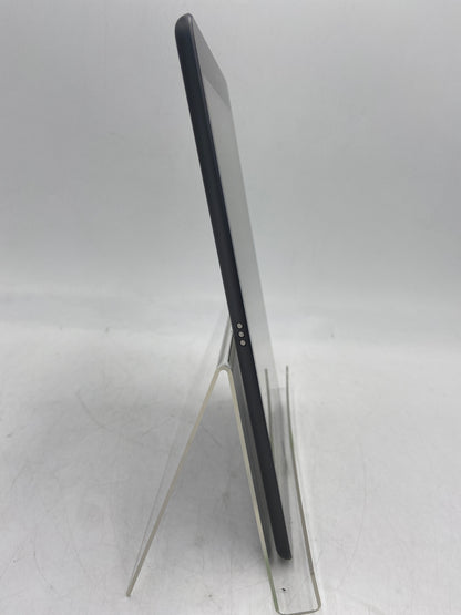 WiFi Only Apple iPad 9th Gen 64GB Space gray MK2K3LL/A