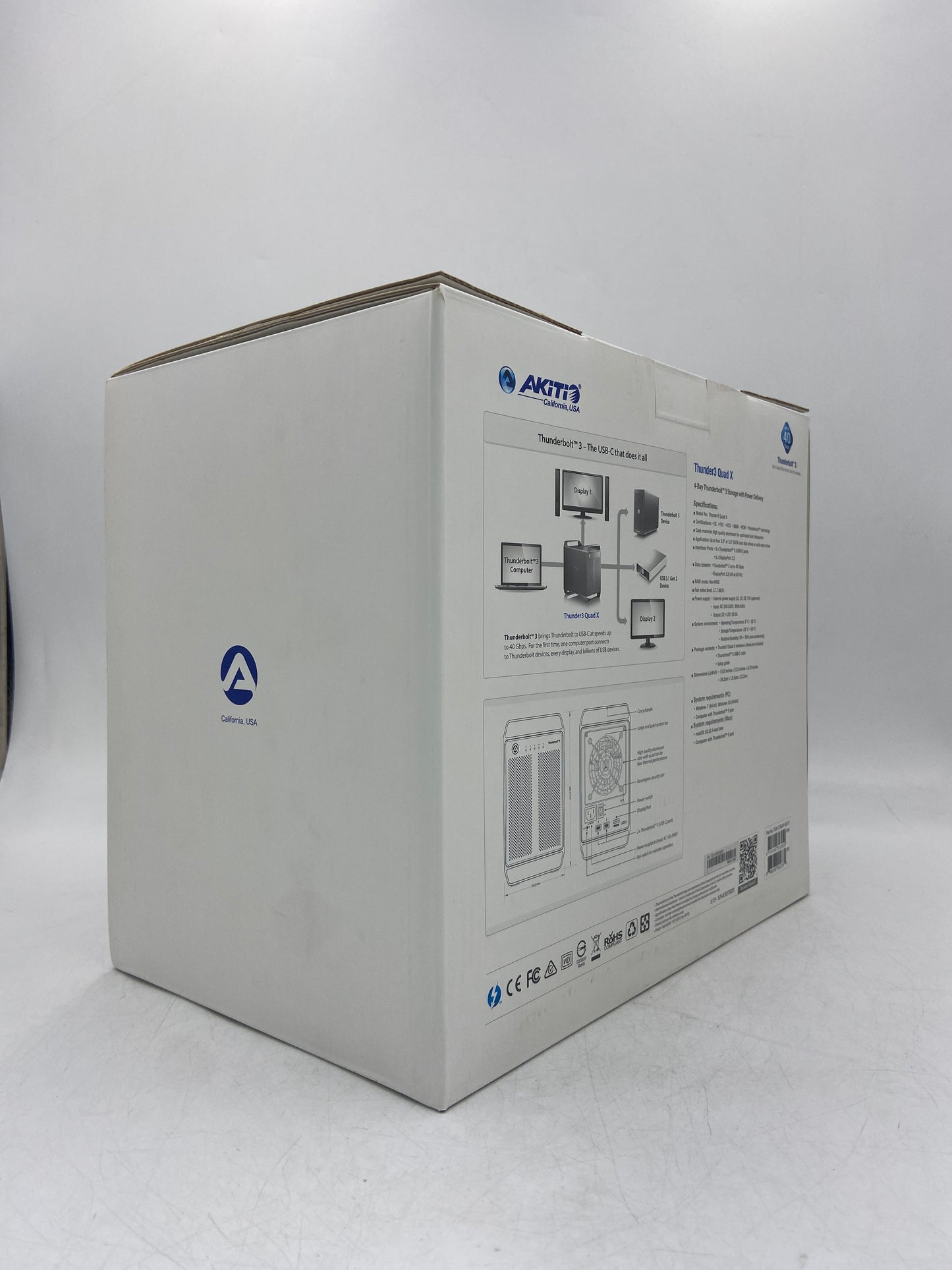 New Akitio Thunder3 Quad X 4-Bay Thunderbolt 3 Storage with Power Delivery T3QX-T3DIAY-AKTU