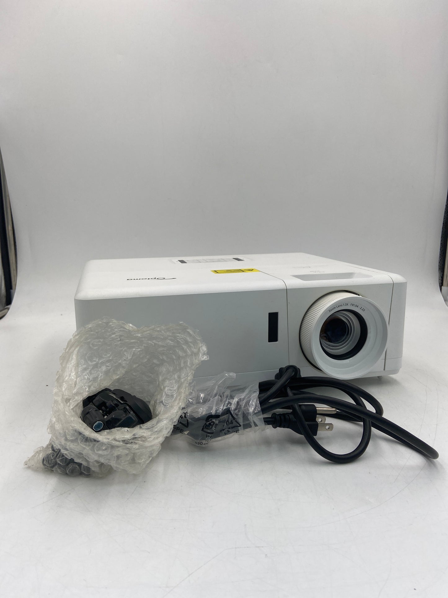 Optoma HZ39HDR Full HD DLP Home Theater & Gaming Projector DAZHSUZ White