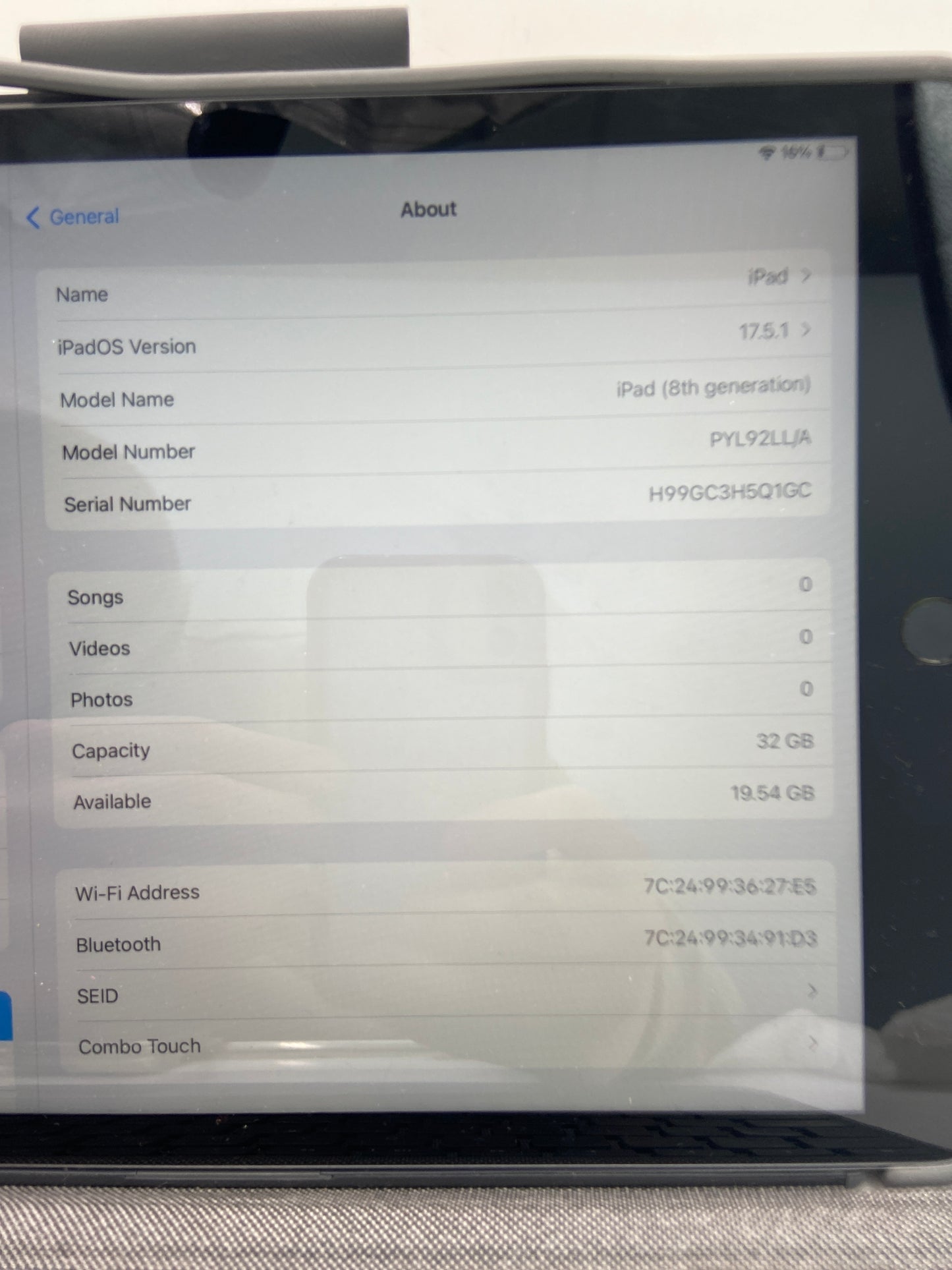 WiFi Only Apple iPad 8th Gen 32GB Space Gray PYL92LL/A