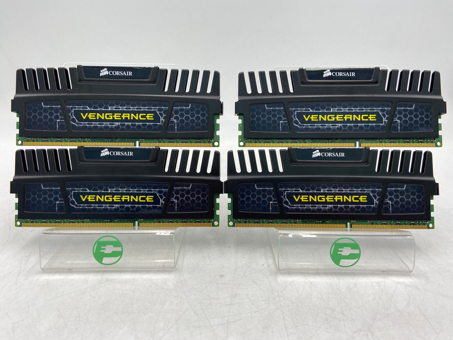 Corsair Vengeance 32GB (4x8GB) RAM 1600MHz CMZ32GX3M4X1600C10