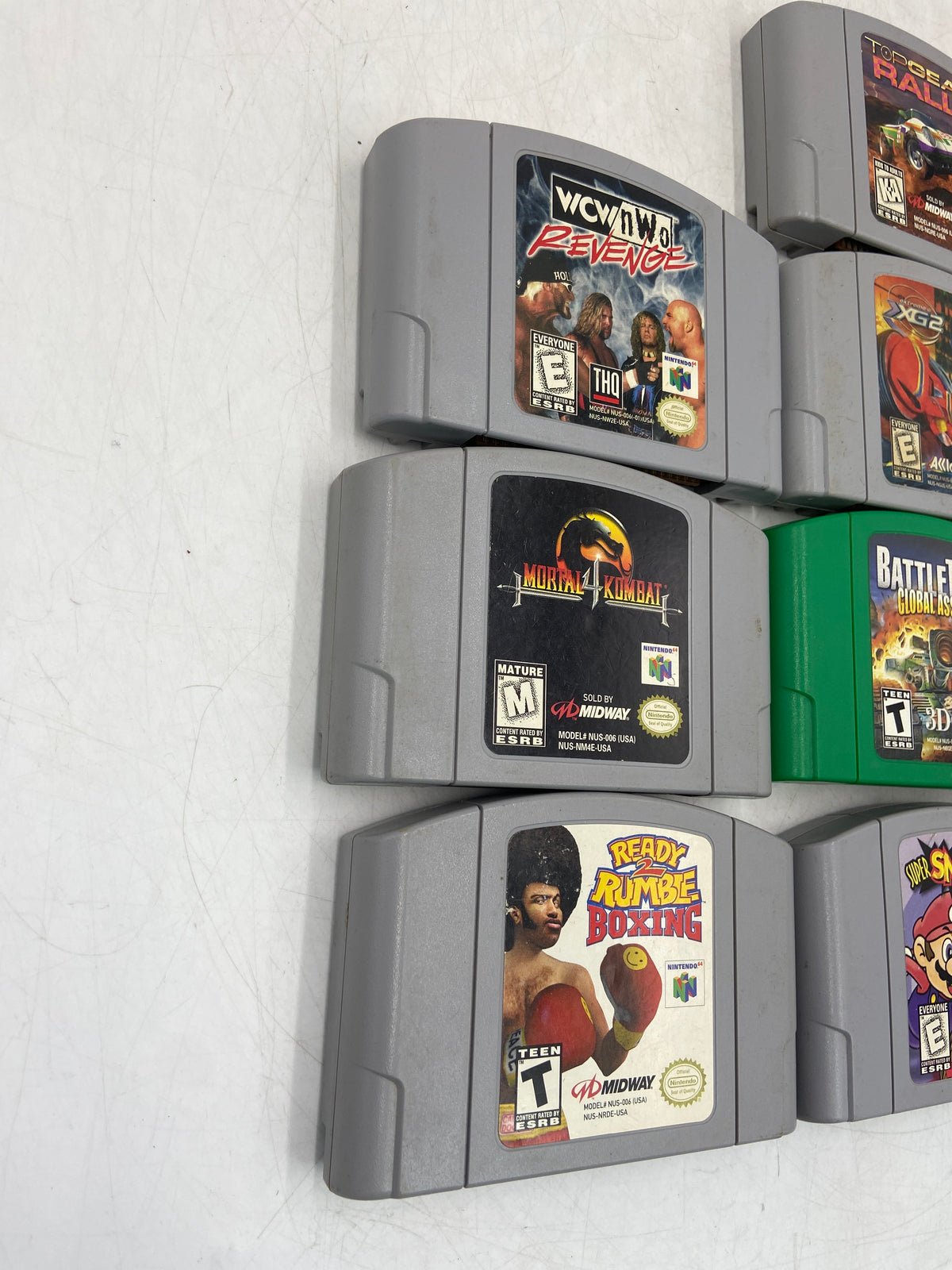 Broken Nintendo LOT OF 10 Nintendo 64 Games Mixed Cartridge Lot DAMAGED