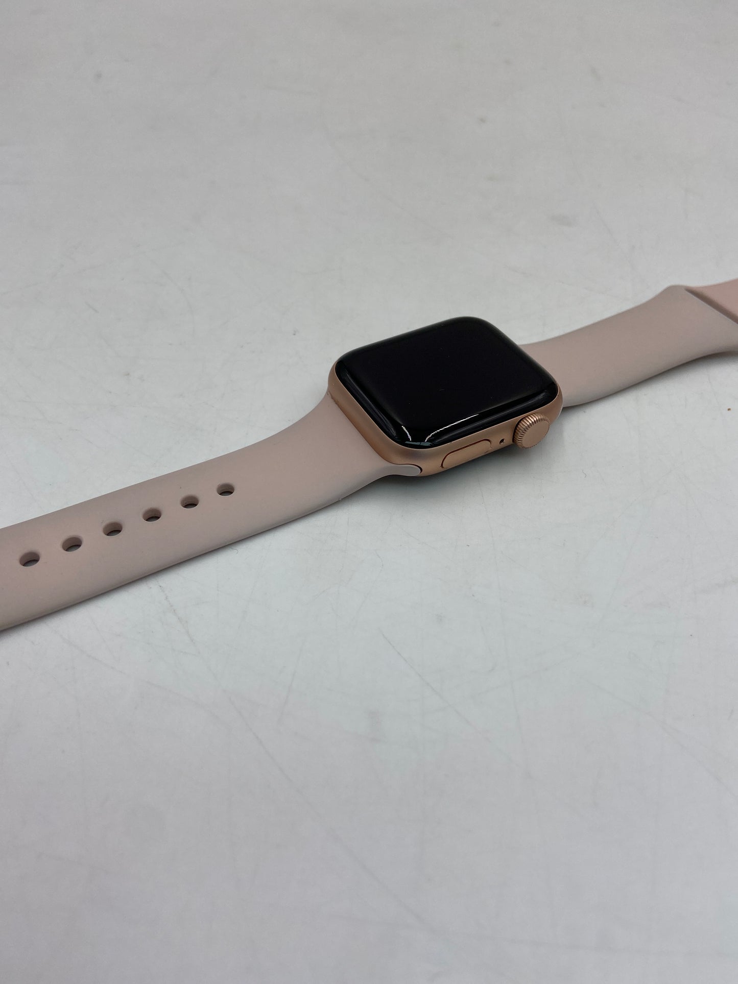 Used GPS Only Apple Watch SE 2nd Gen 40MM Aluminum Rose Gold A2351