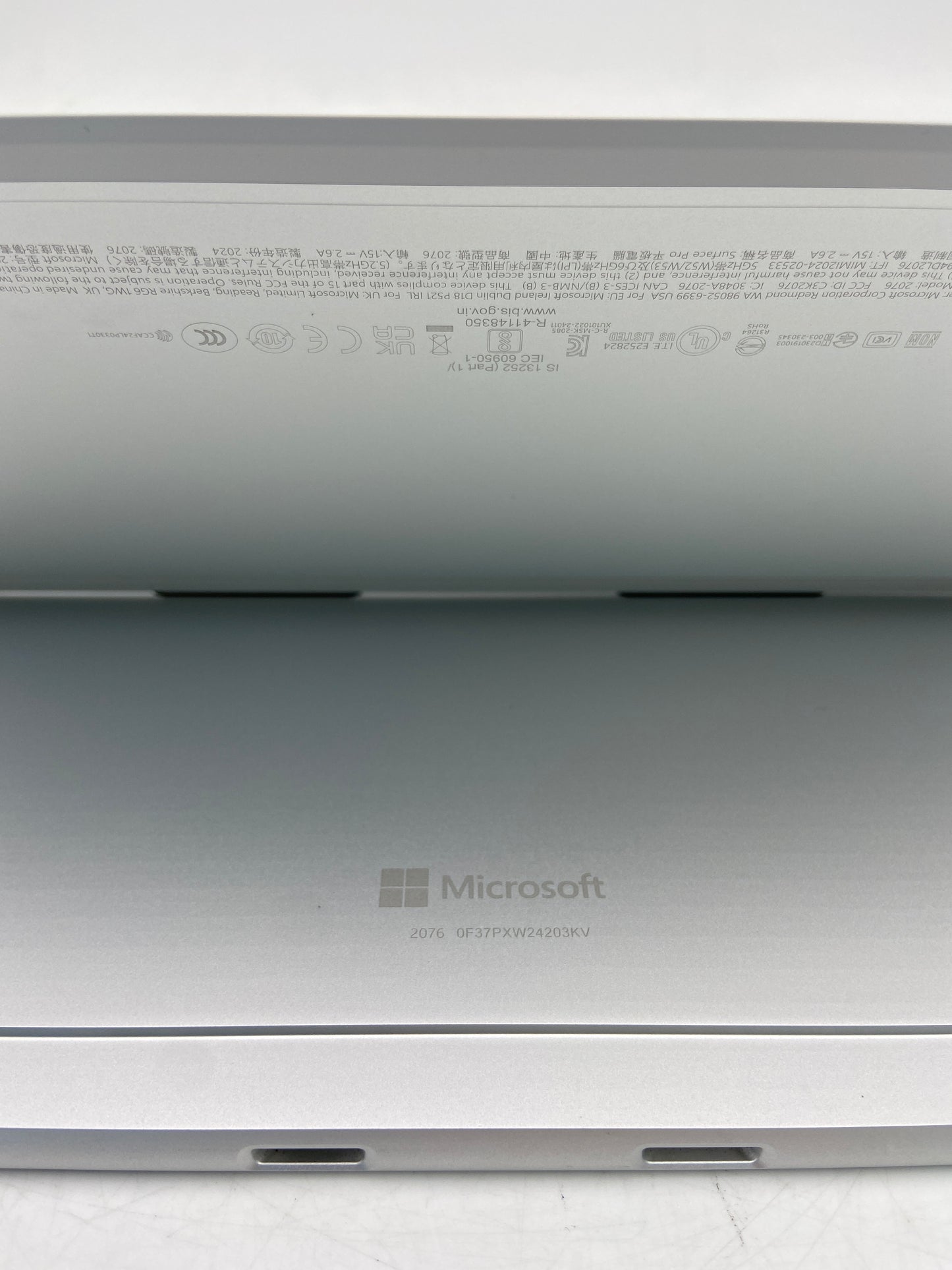 Microsoft Surface Pro 11 2076 13" Snapdragon X Elite 3.4GHz 16GB RAM 512GB QUAL