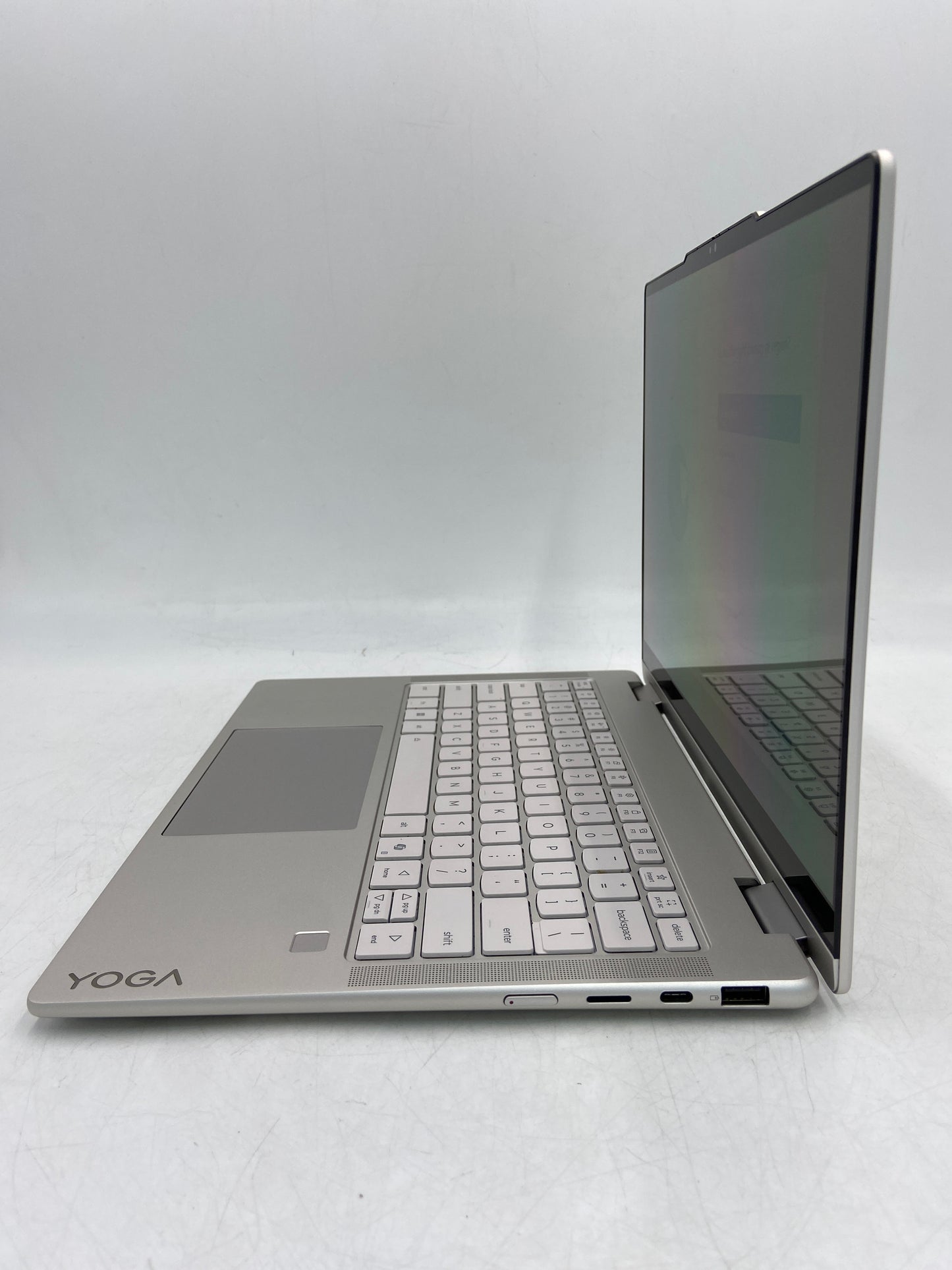 Lenovo Yoga 7 2-in-1 14AKP10 14" AMD Ryzen AI 5 340 2.0GHz 16GB RAM 512GB SSD AM D Radeon RX 7700S