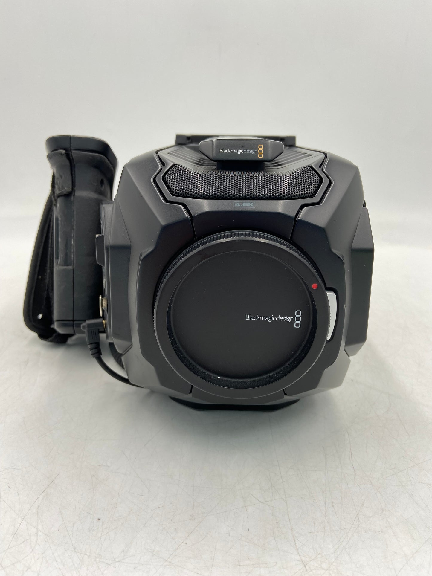 Blackmagic Design USRA Mini 4.6K EF mount Digital Cinema Camera Body