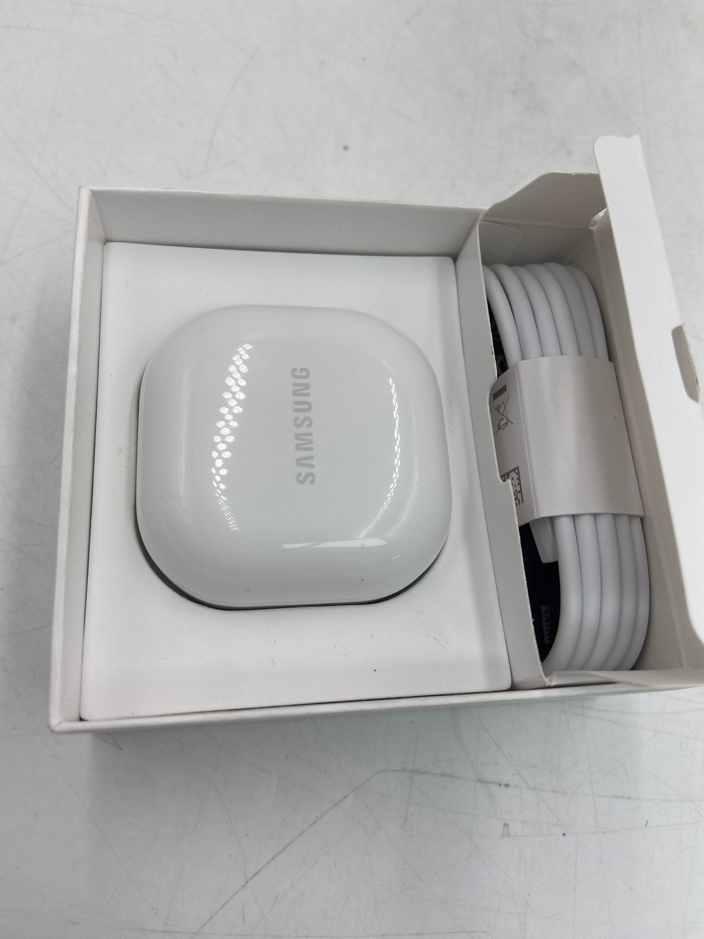 Samsung Galaxy Buds FE White Wireless ANC In-Ear Bluetooth Earbuds SM-R400N