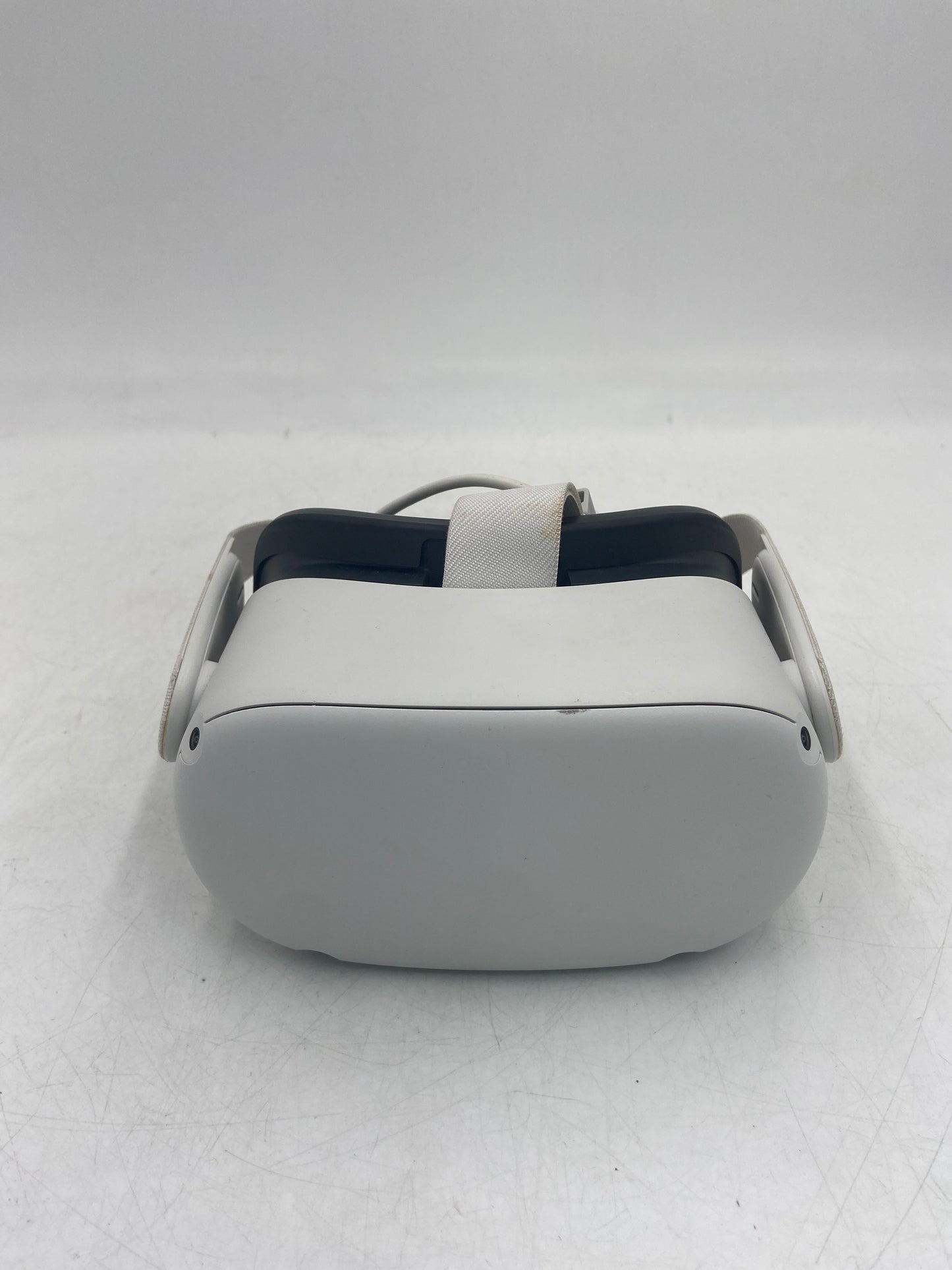 Meta Quest 2 256GB Standalone All-in-One VR Headset  KW49CM with VR Power 2 Battery