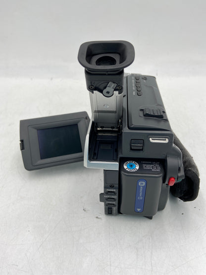 Sony CCD-TRV308 SteadyShot Video Camera