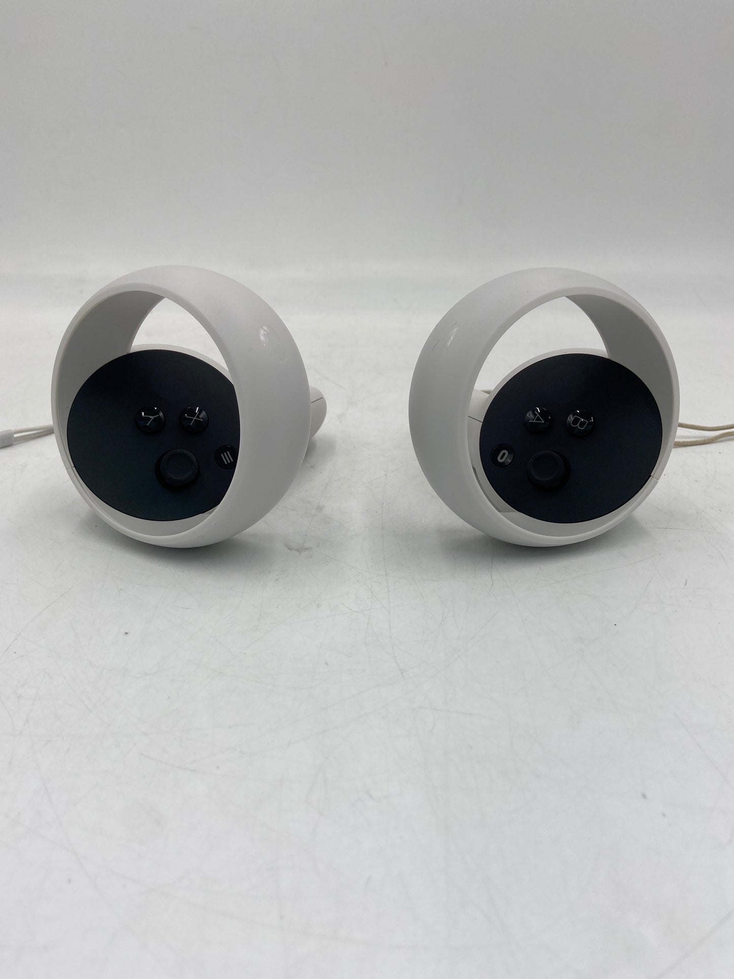 Oculus Meta Quest 2 Standalone All-in-One VR Headset KW49CM