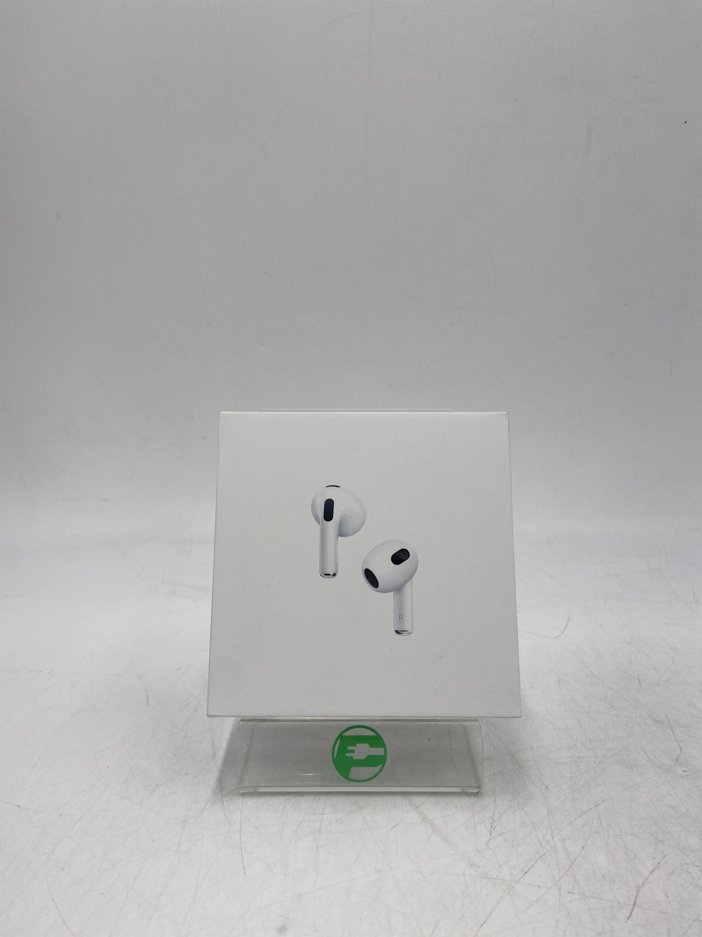New Apple AirPods 3rd Gen with MagSafe Charging Case A2564 A2565 A2566 MPNY3LL/A