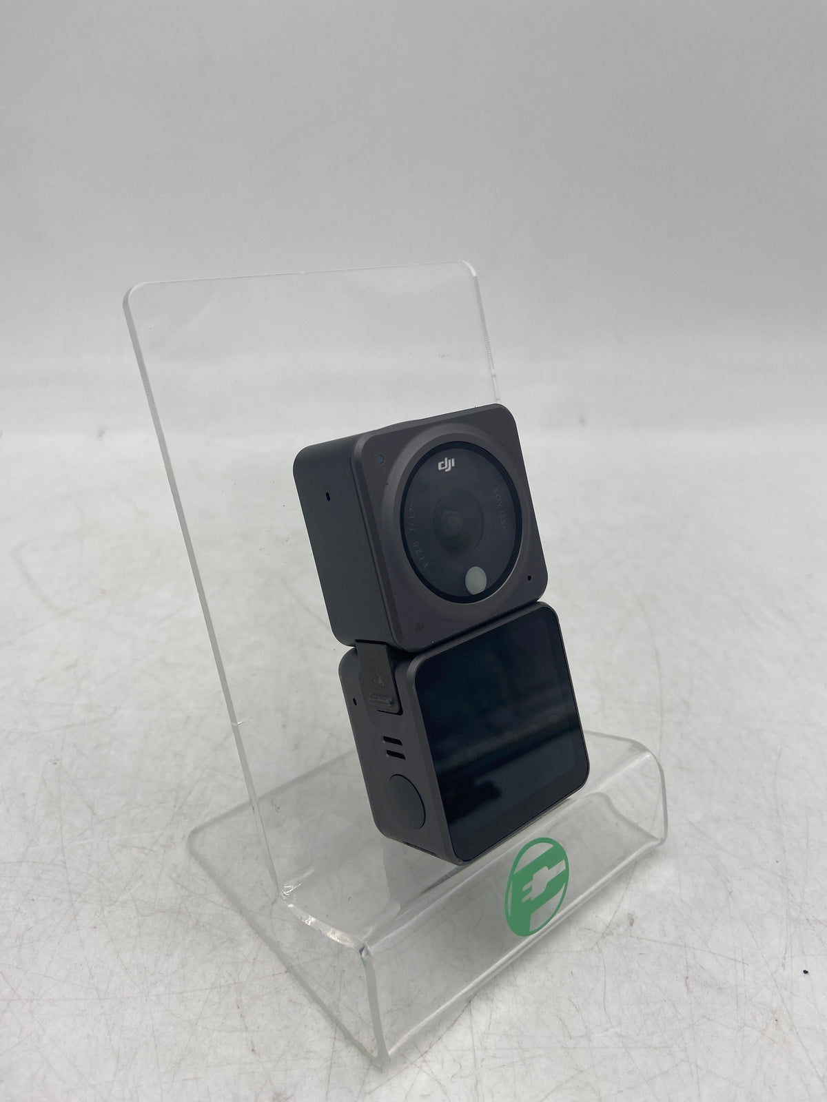 DJI Action 2 Bundle with DJI Front Module Action Camera NC211