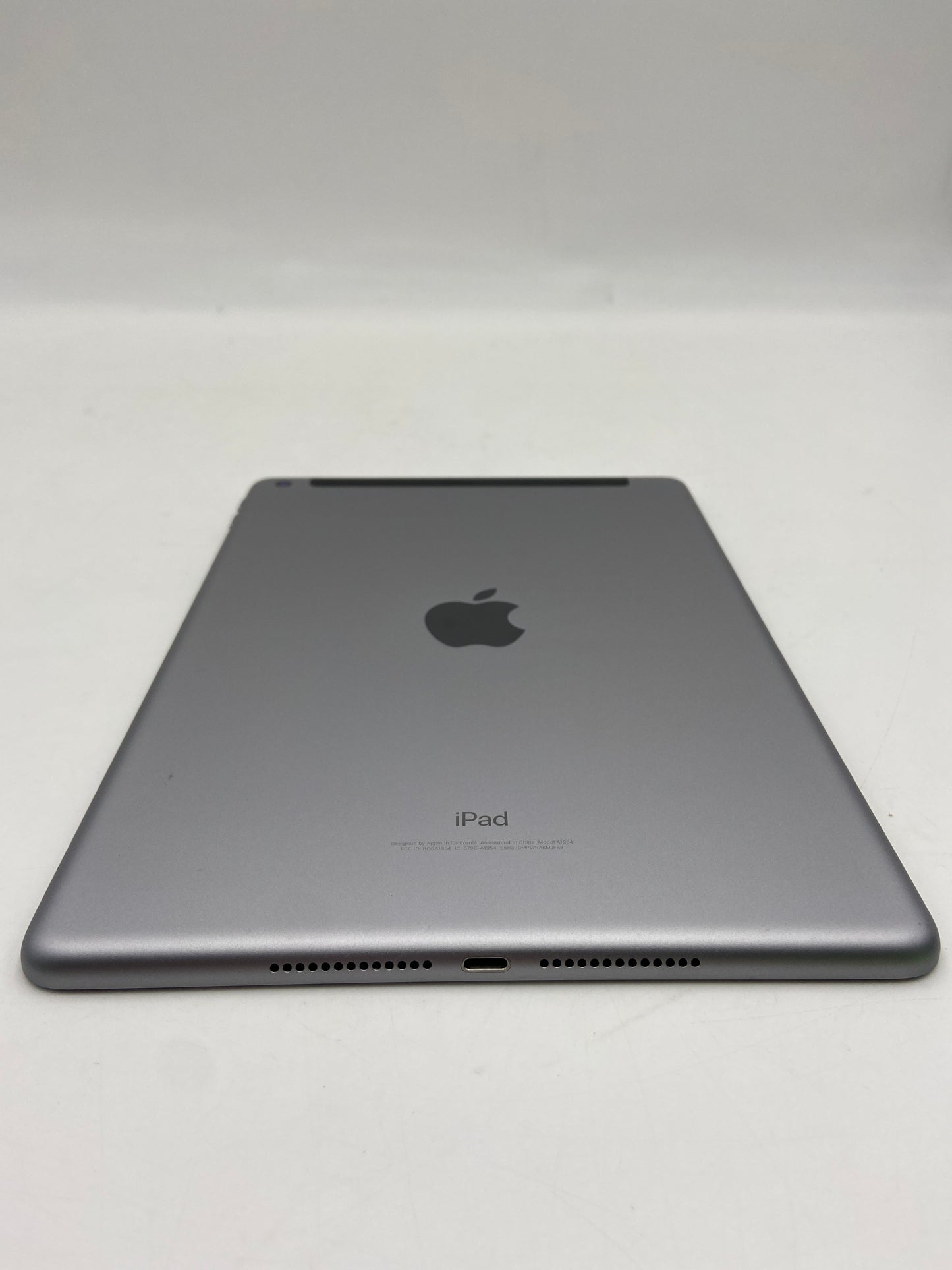 Factory Unlocked Apple iPad 6th Gen 32GB Silver MR6R2LL/A