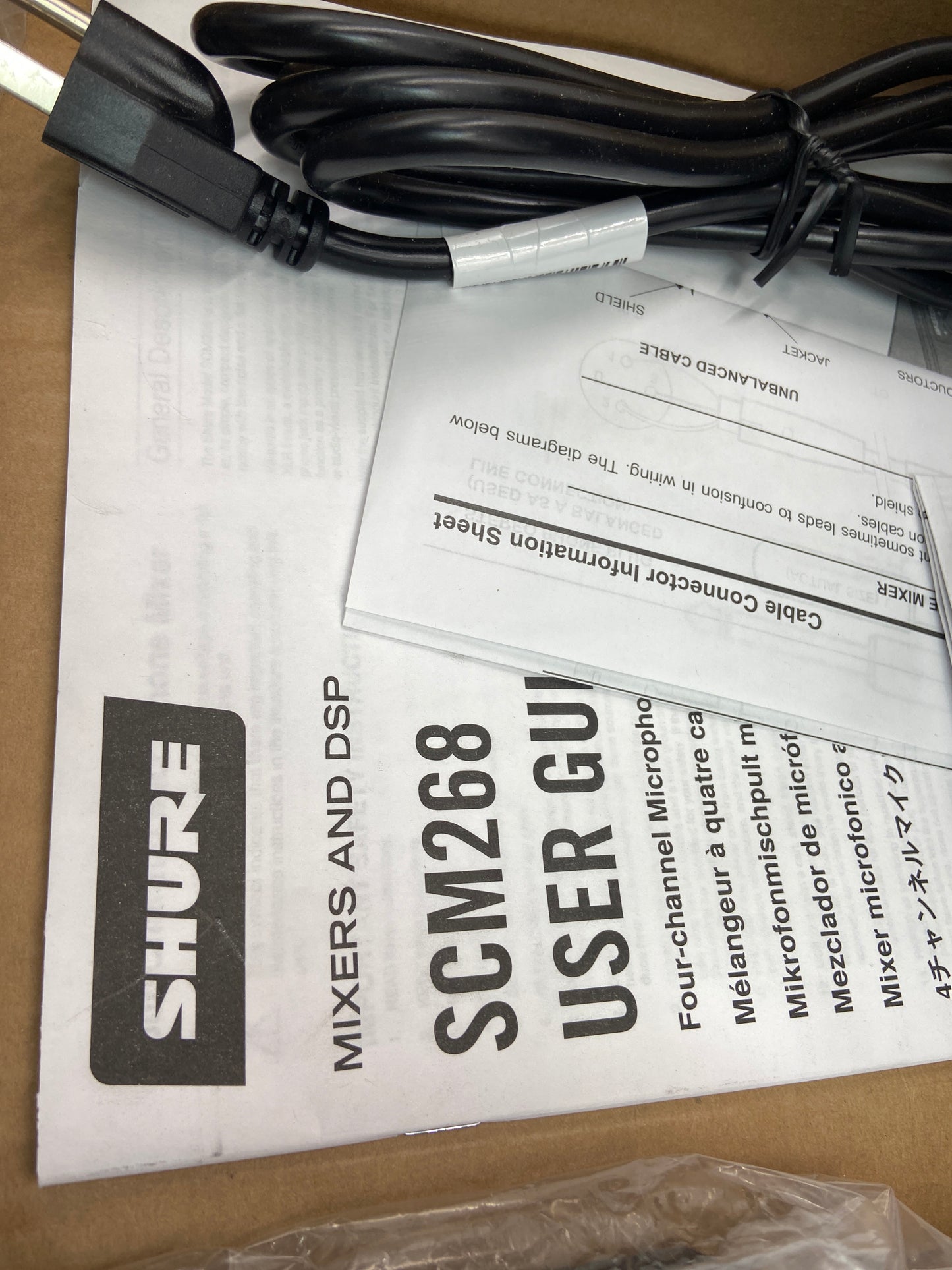 New Open Box SHURE Microphone Mixer 4-Channel Microphone Mixer SCM268