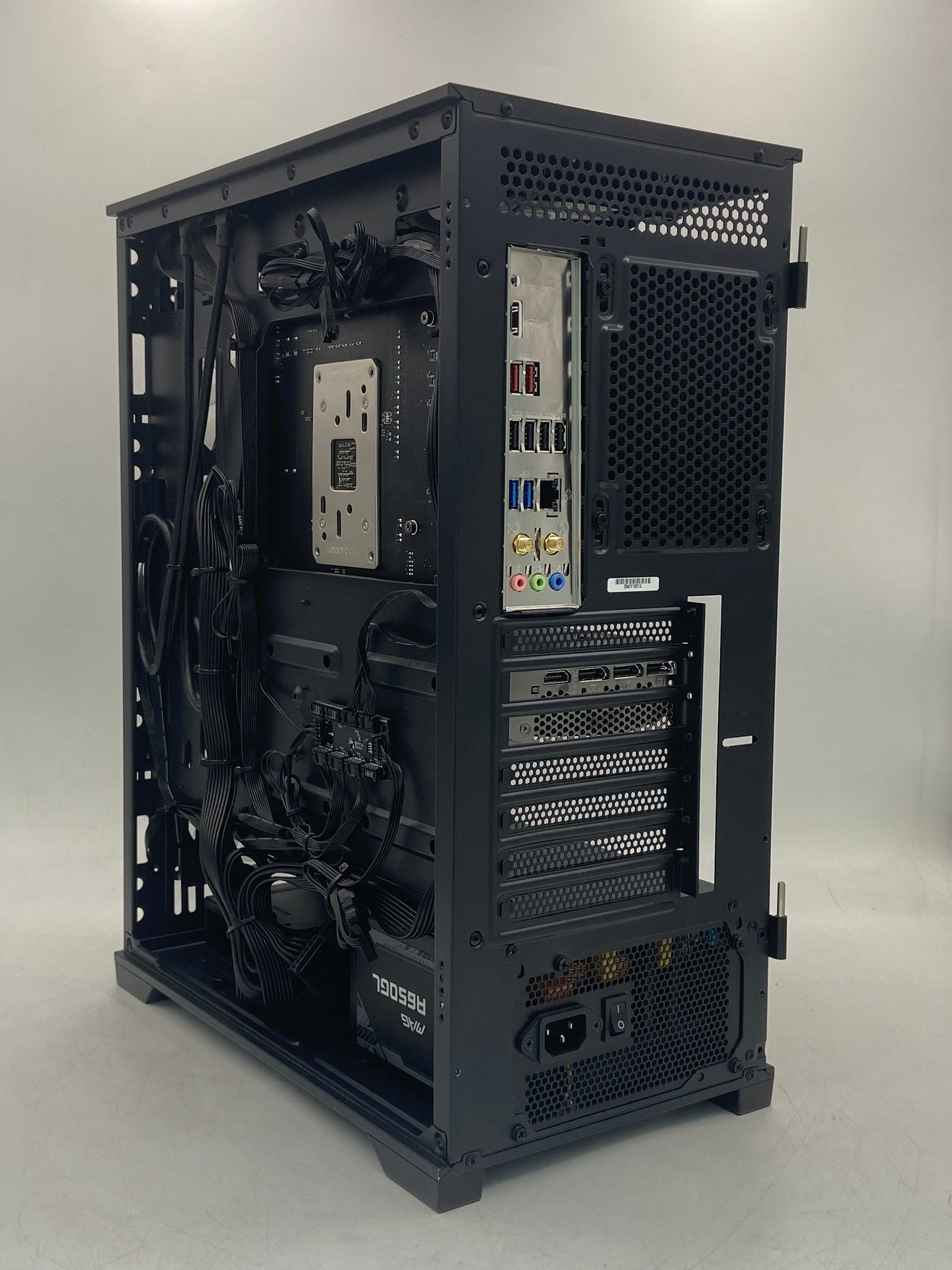 CyberPower Custom PC Black Ryzen 7 7700X 4.70GHz 16GB RAM 16GB SSD MSI GeForce RTX 4060 Ti Ventus 2X Black 8G OC