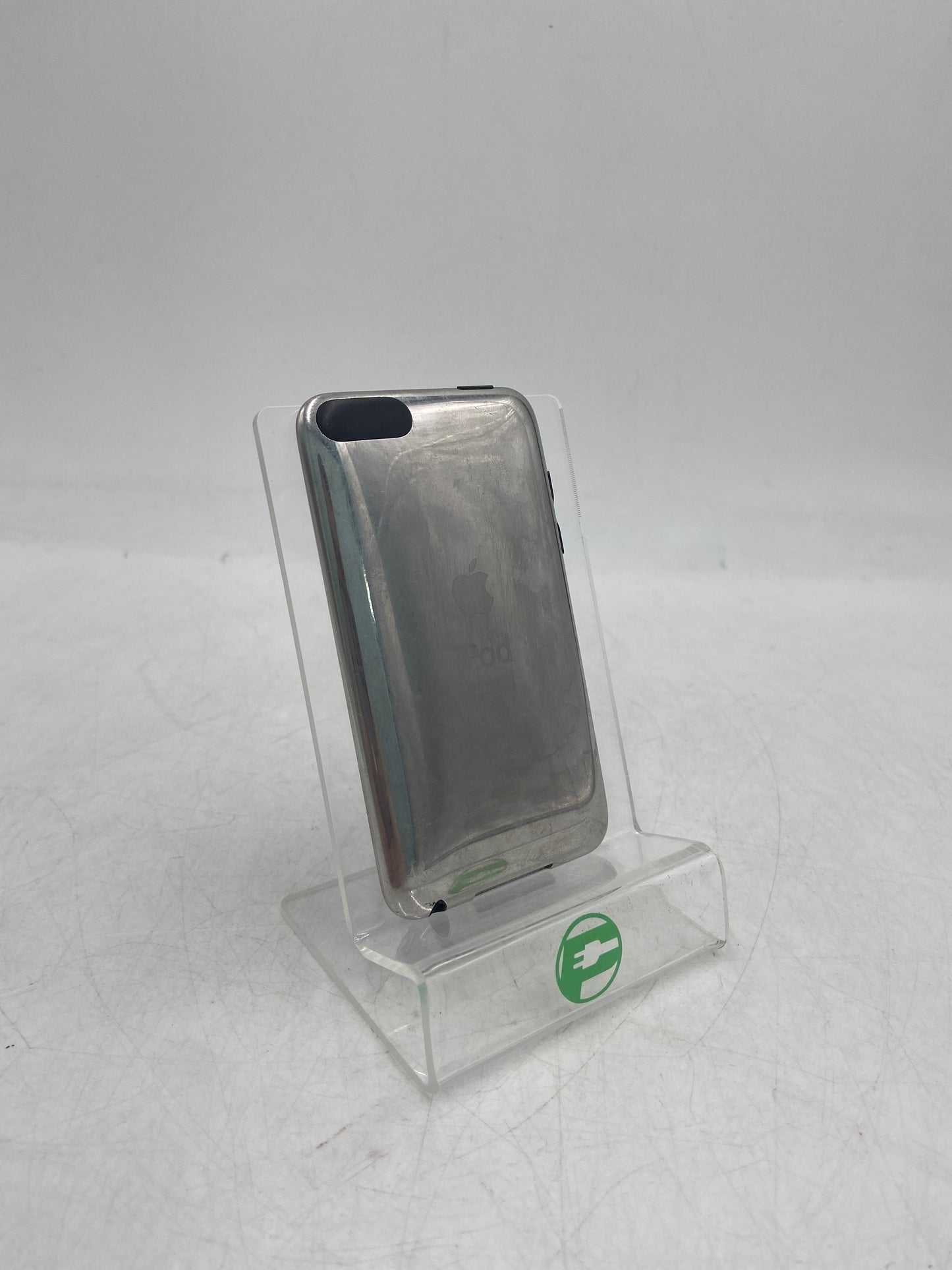Apple iPod Touch 2nd Gen 8GB Silver A1288