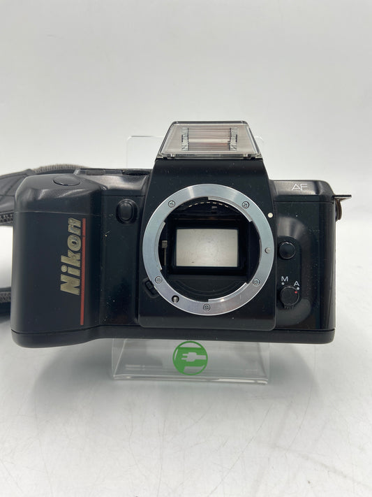 Broken Nikon N4004 AF 35MM Film Camera (Not Tested)