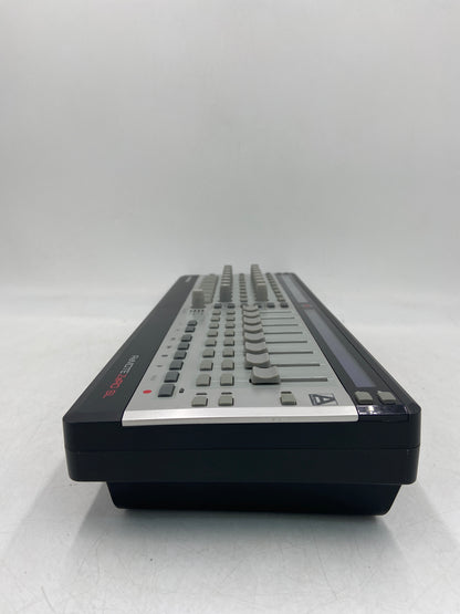 Novation ReMOTE ZeRO SL MIDI Controller