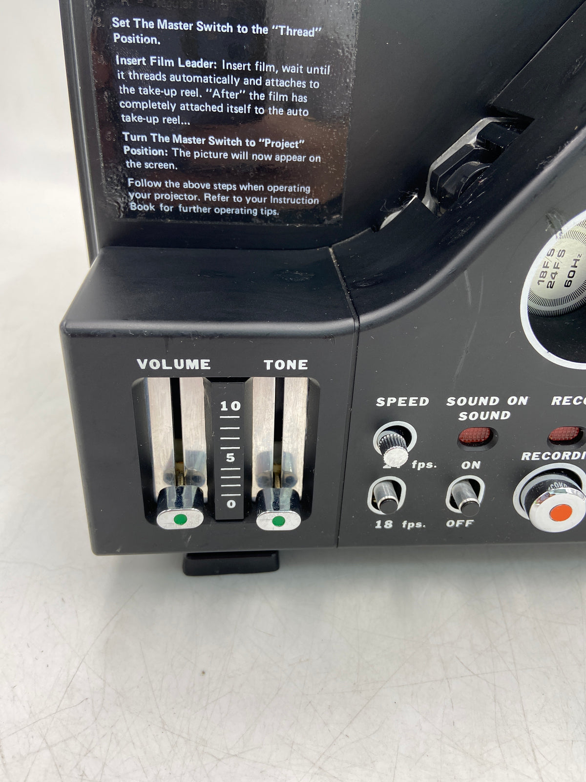 Broken Chinon Sound 4100 AC 120V Projector 4100 - READ
