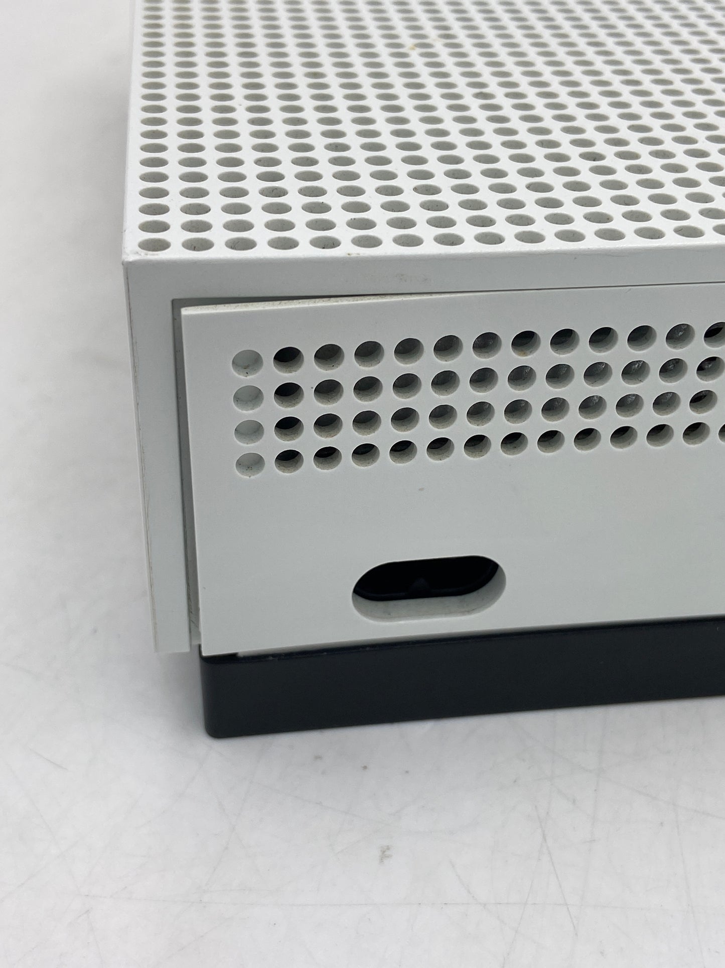 Microsoft Xbox One S 500GB Console Gaming System Only White 1681