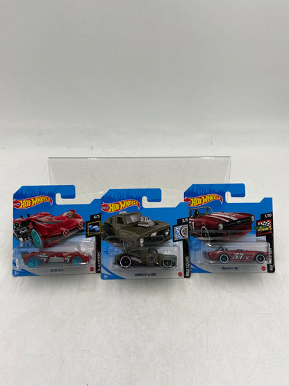 New Hot Wheels  Lot of 3 Race Day Toy Cars 5785