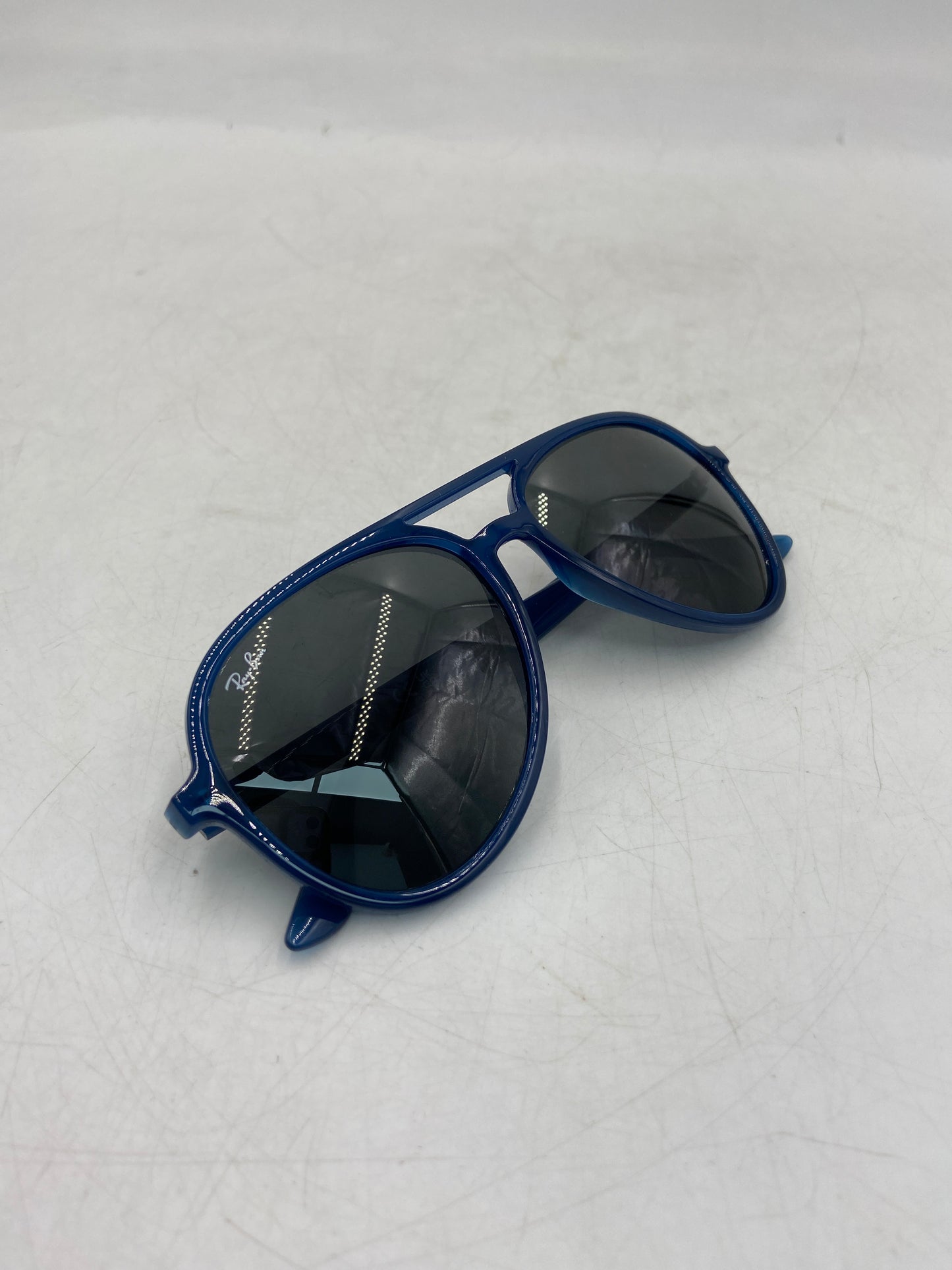 New Ray-Ban Navy Blue Transparent Frame Black Lens Aviator Sunglasses RB4376