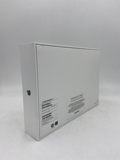 2020 Apple MacBook Air 13" M1 3.2GHz 8GB RAM 128GB SSD Silver A2337