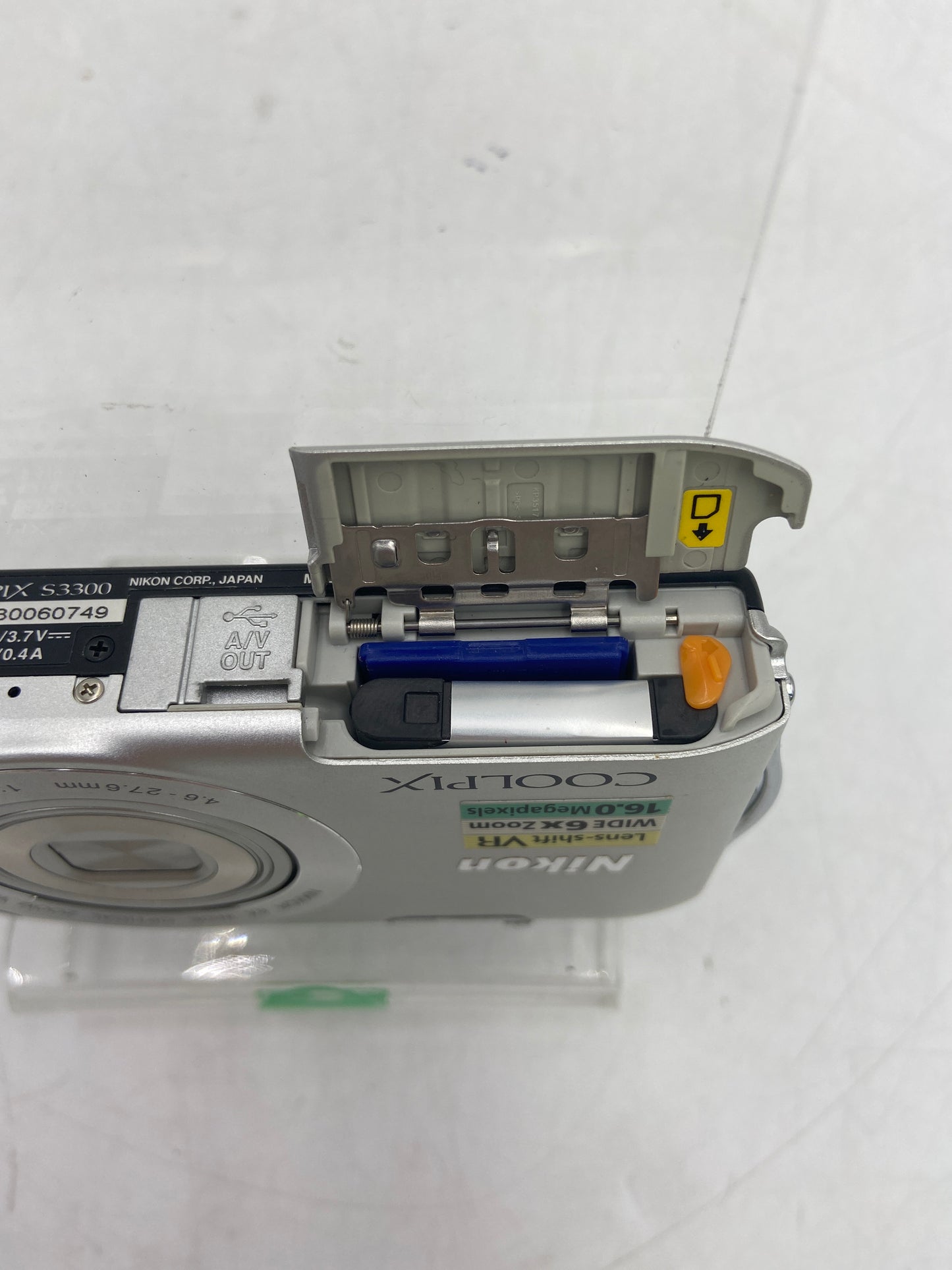 Nikon COOLPIX S3300 16.0MP Compact Camera