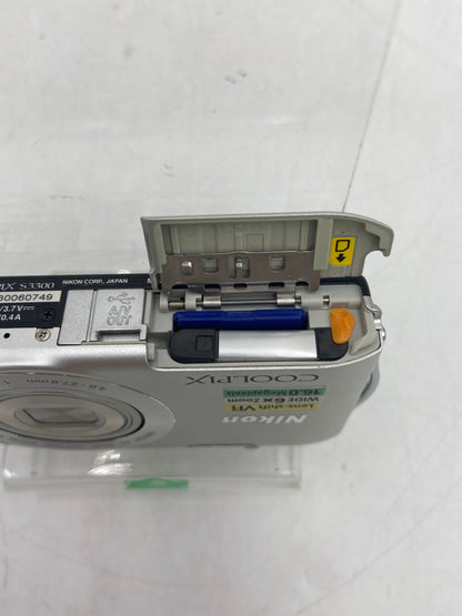 Nikon COOLPIX S3300 16.0MP Compact Camera