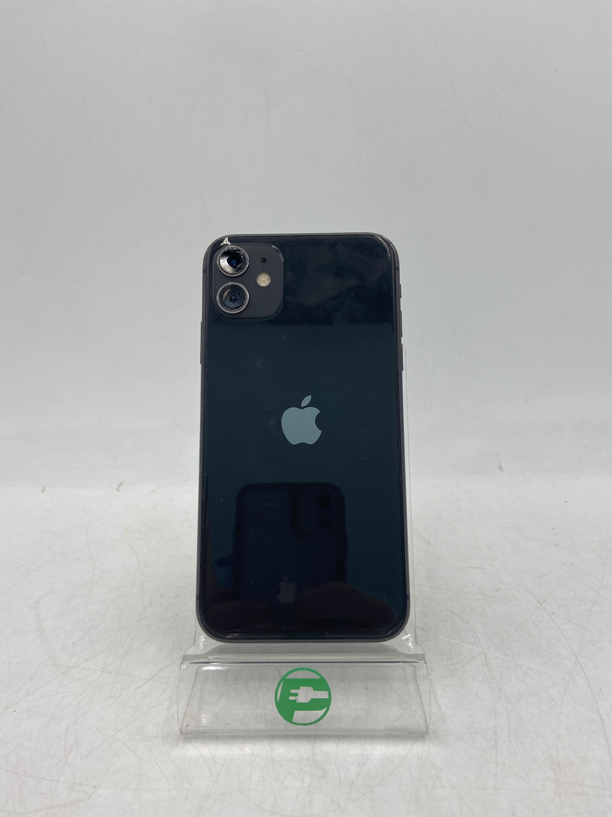 Broken Unlocked Apple iPhone 11 64GB Black Cracked Screen