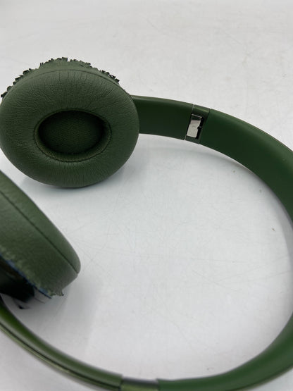 Beats Solo HD Wireless Over-Ear Bluetooth Headphones Hunter Green