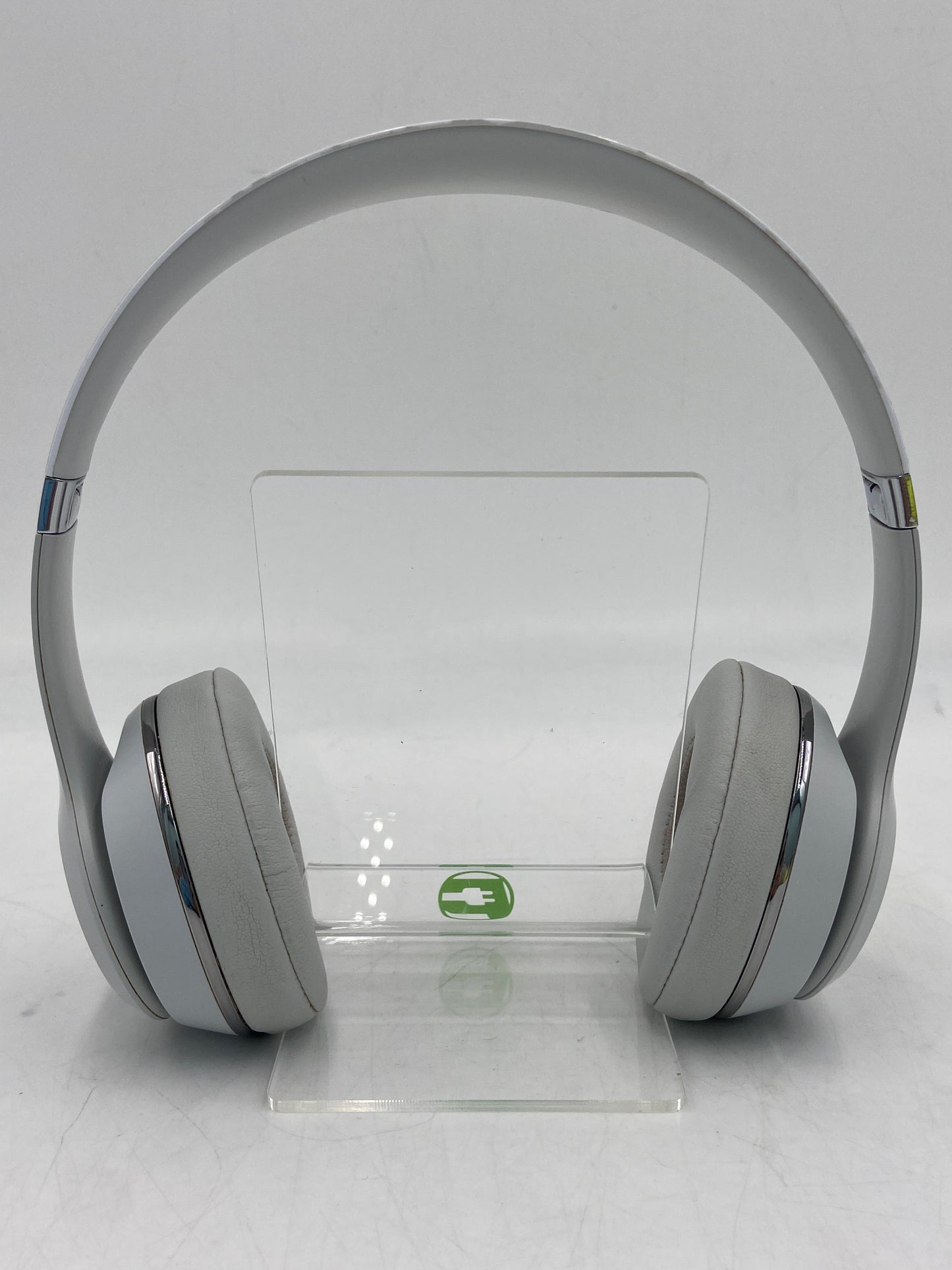 Beats Solo3 Wireless On-Ear Bluetooth Headphones White