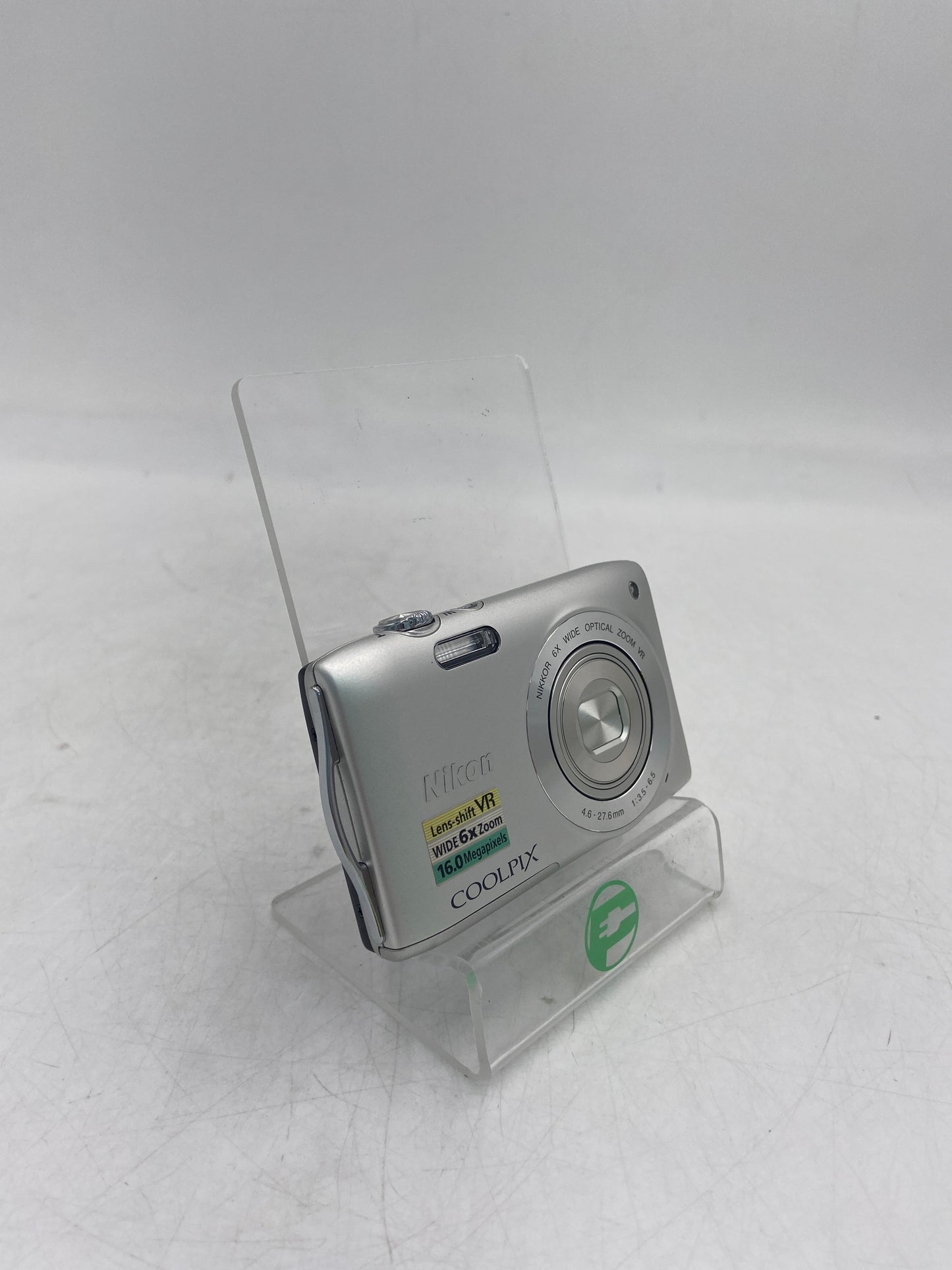 Nikon COOLPIX S3300 16.0MP Compact Camera