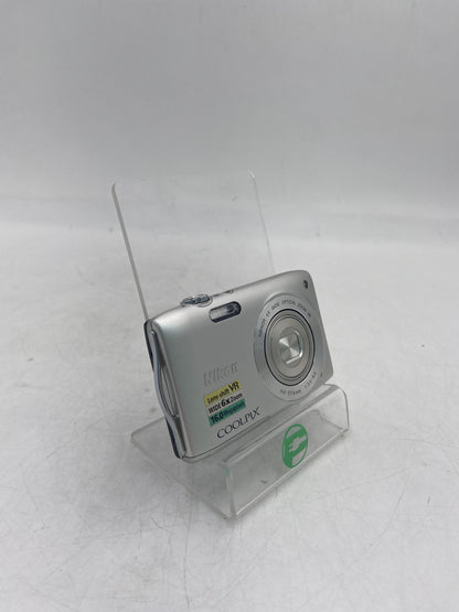 Nikon COOLPIX S3300 16.0MP Compact Camera