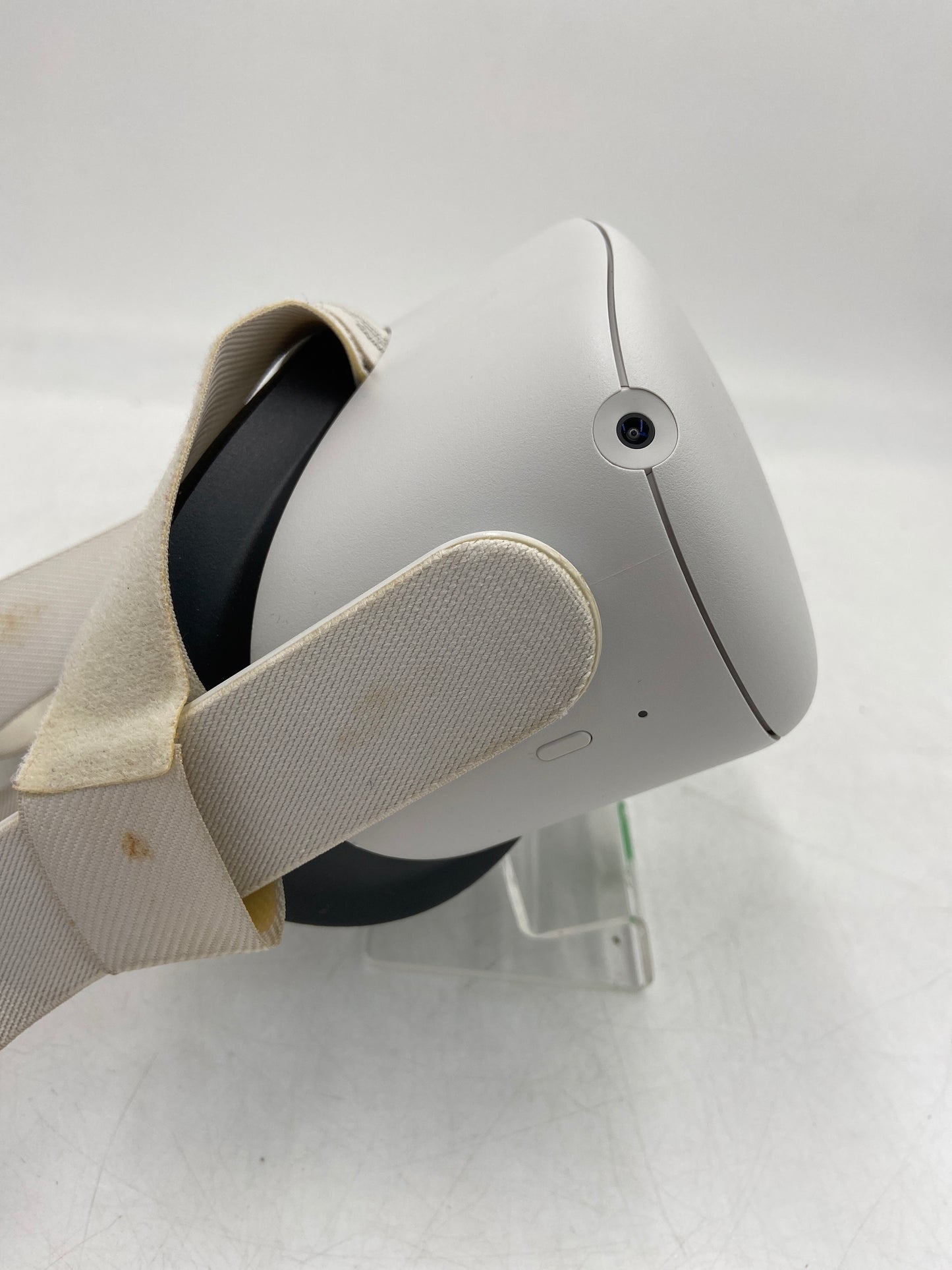 Meta Quest 2 128GB Standalone All-in-One VR Headset KW49CM