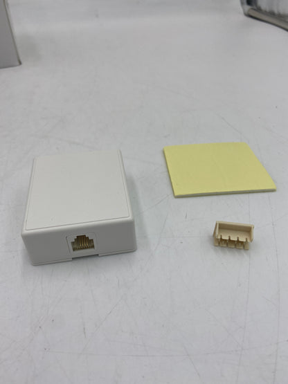 New Open box dynacom LOT OF 6p4c SFJ Surface Voice Jack 110625-4-WH 110 TERMINATION