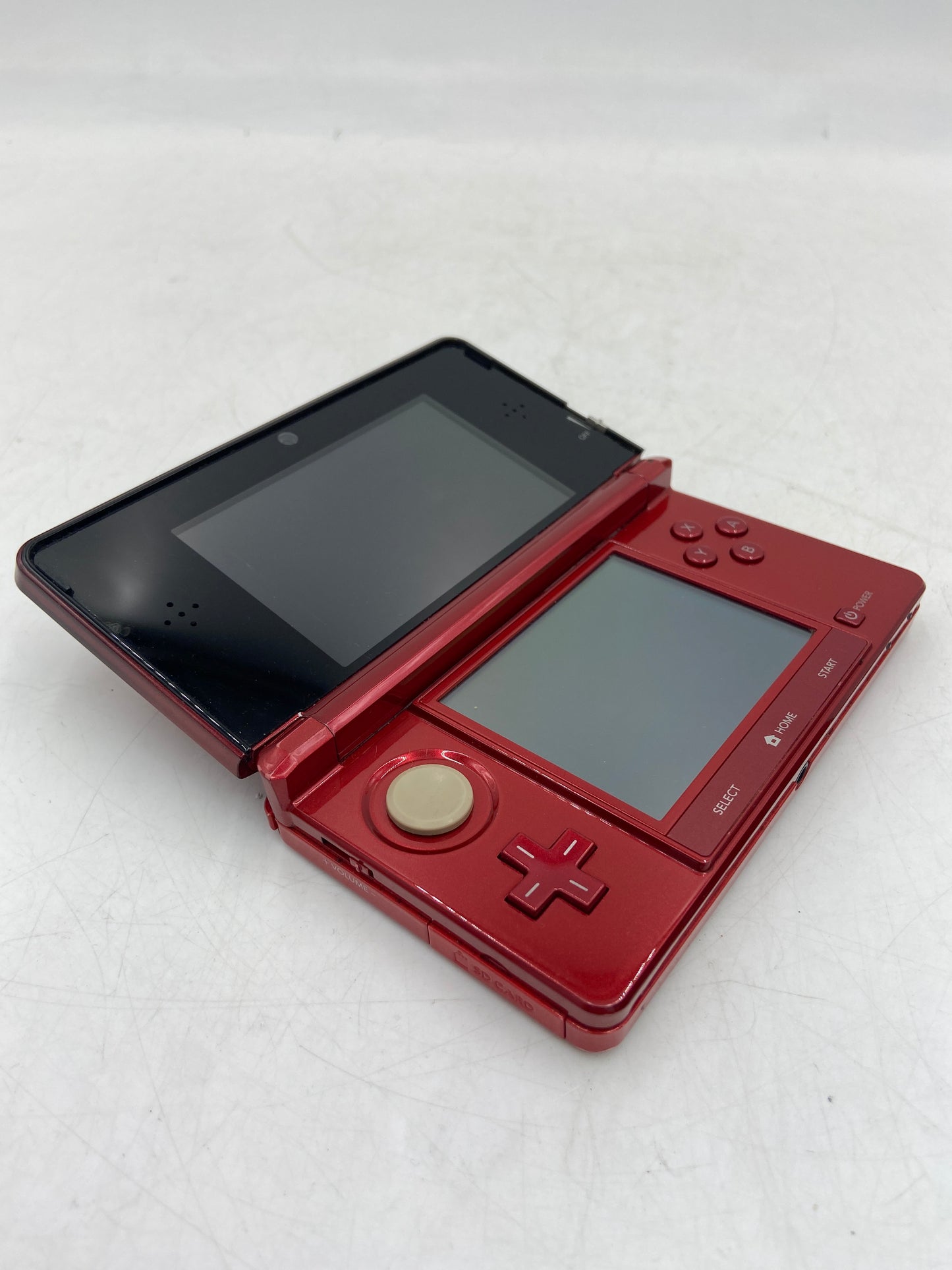 Nintendo 3DS Handheld Game Console CTR-001 Red